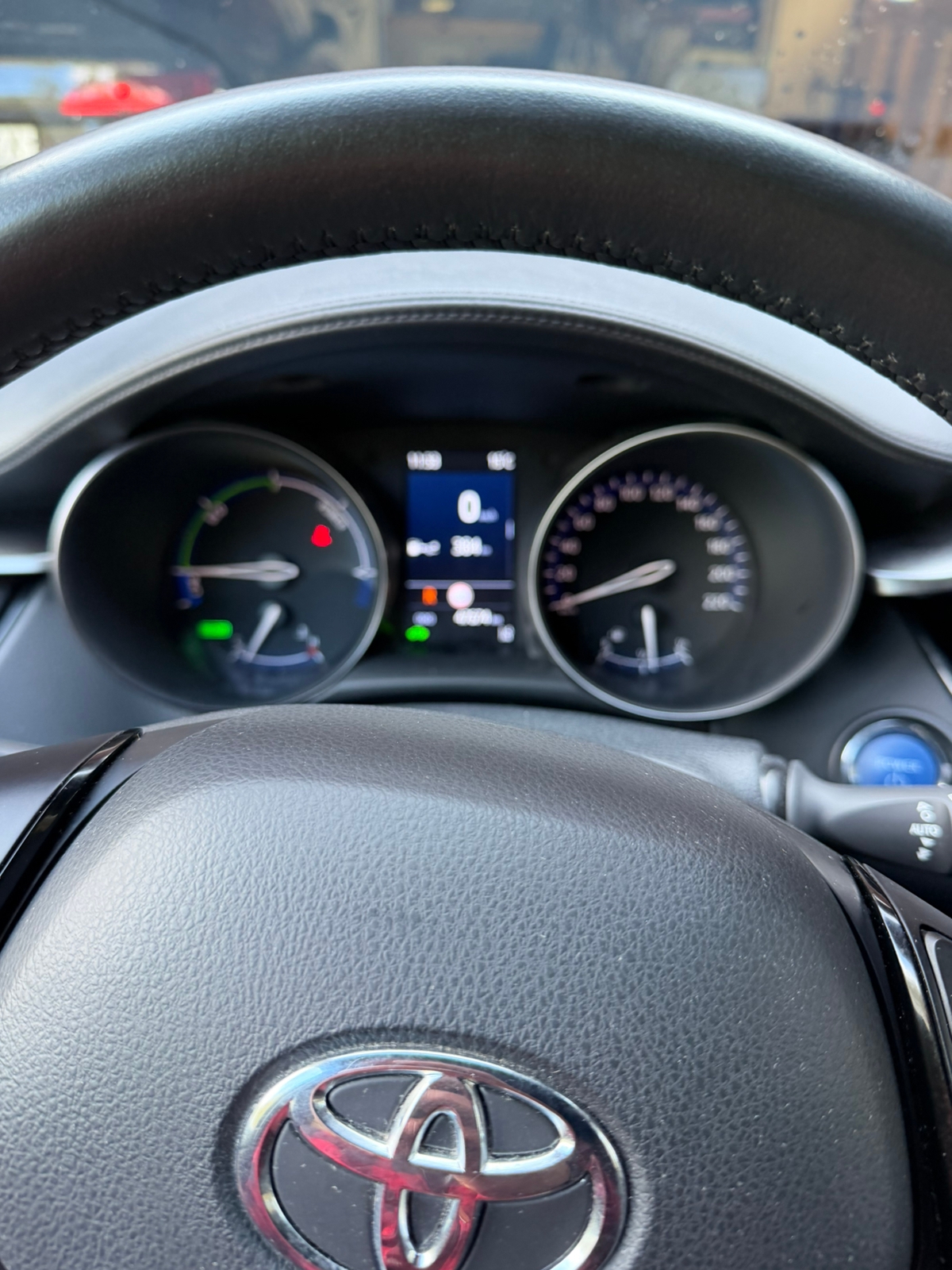 Toyota C-HR Hybrid CVT 2022, bild 3/5