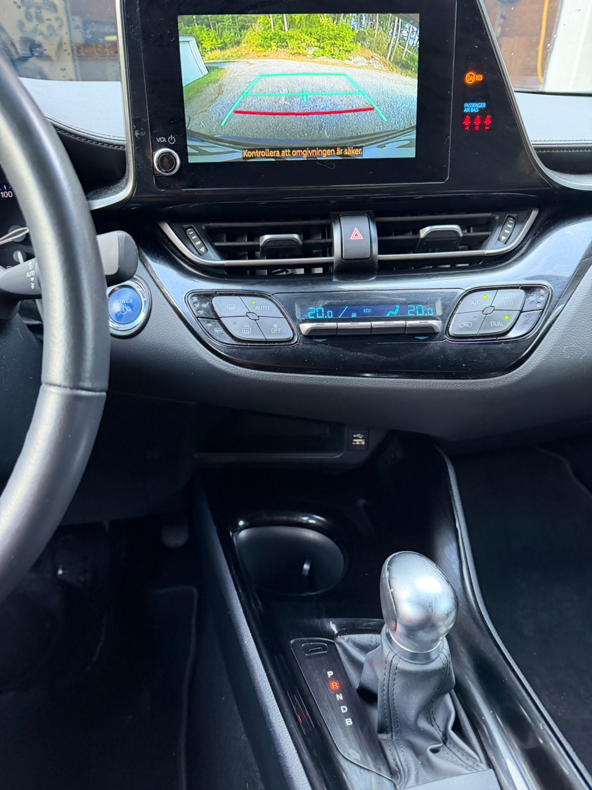 Toyota C-HR Hybrid CVT 2022, bild 4/5