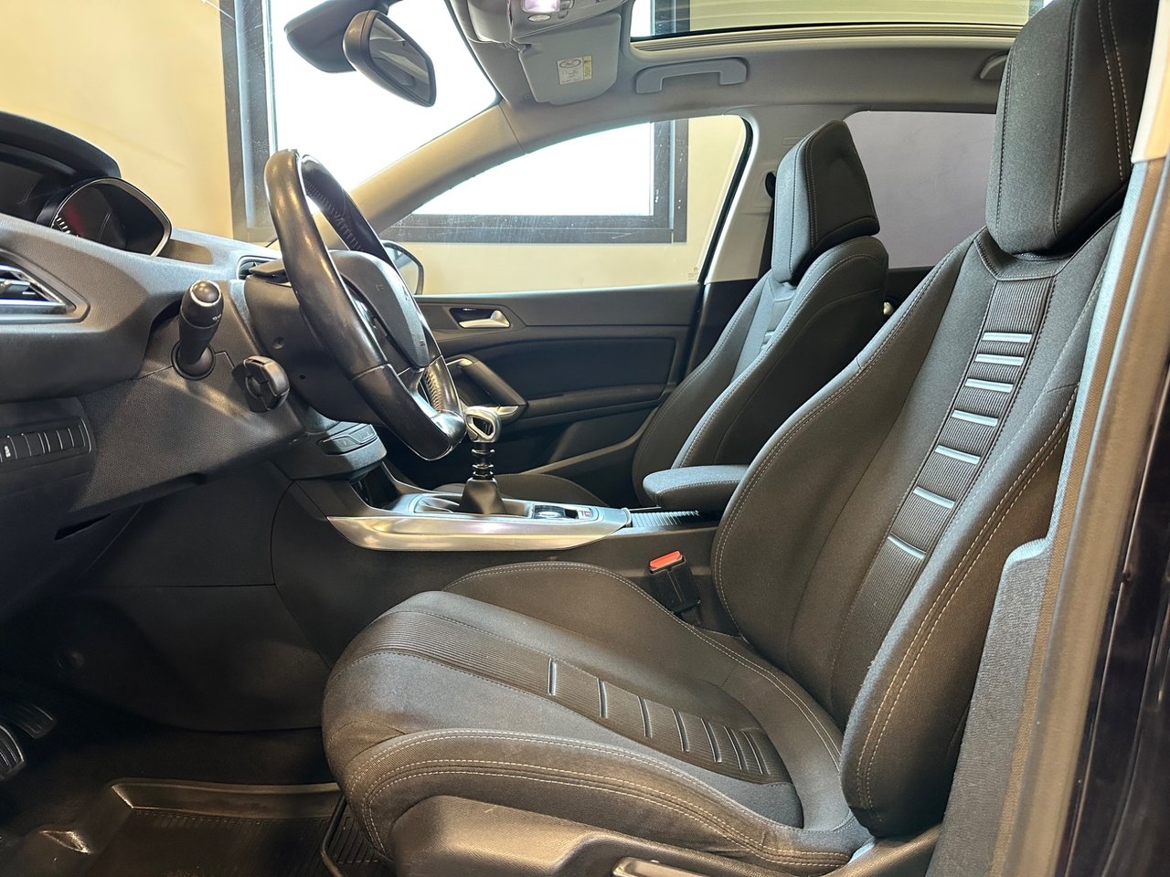 Peugeot 308 1.6 THP Allure Euro 5 2014, bild 6/10