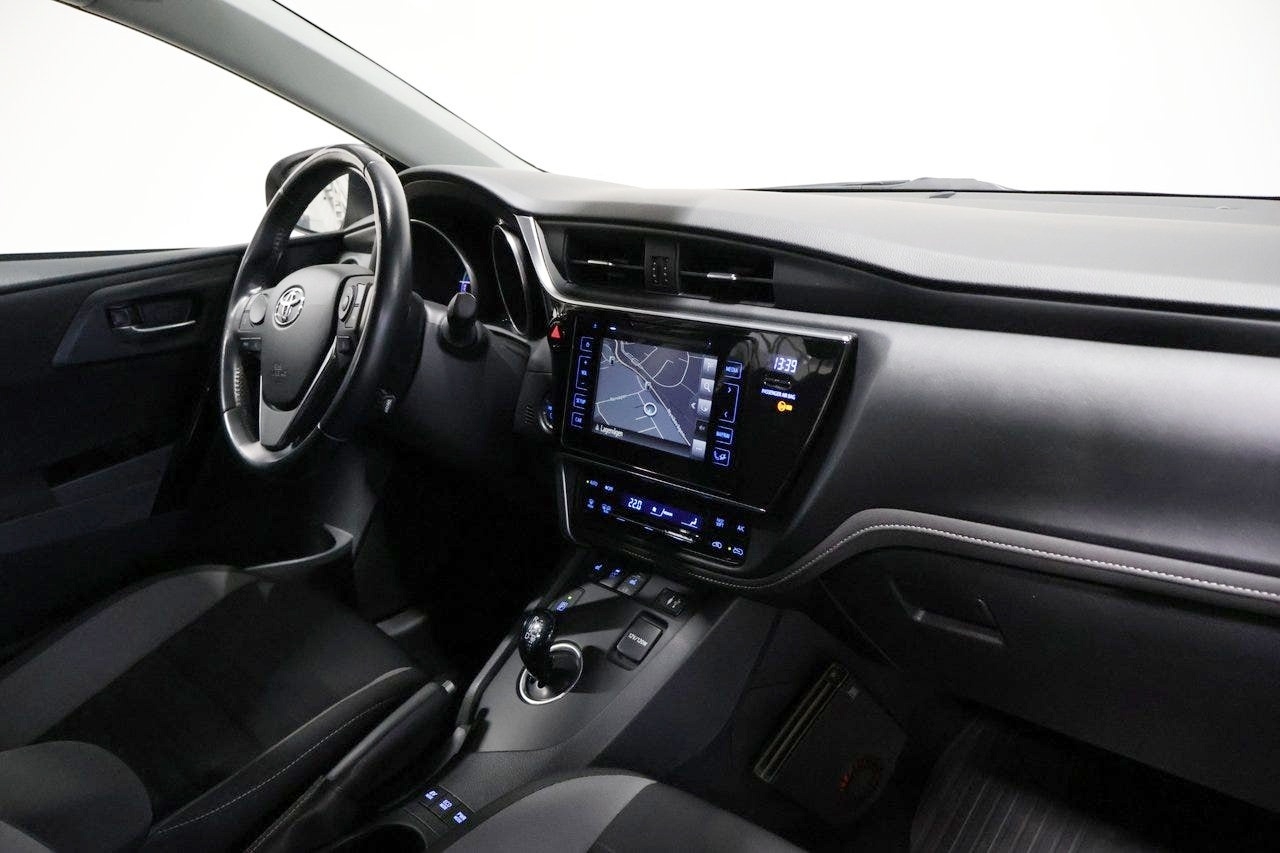 Toyota Auris Hybrid e-CVT 2017, bild 4/10