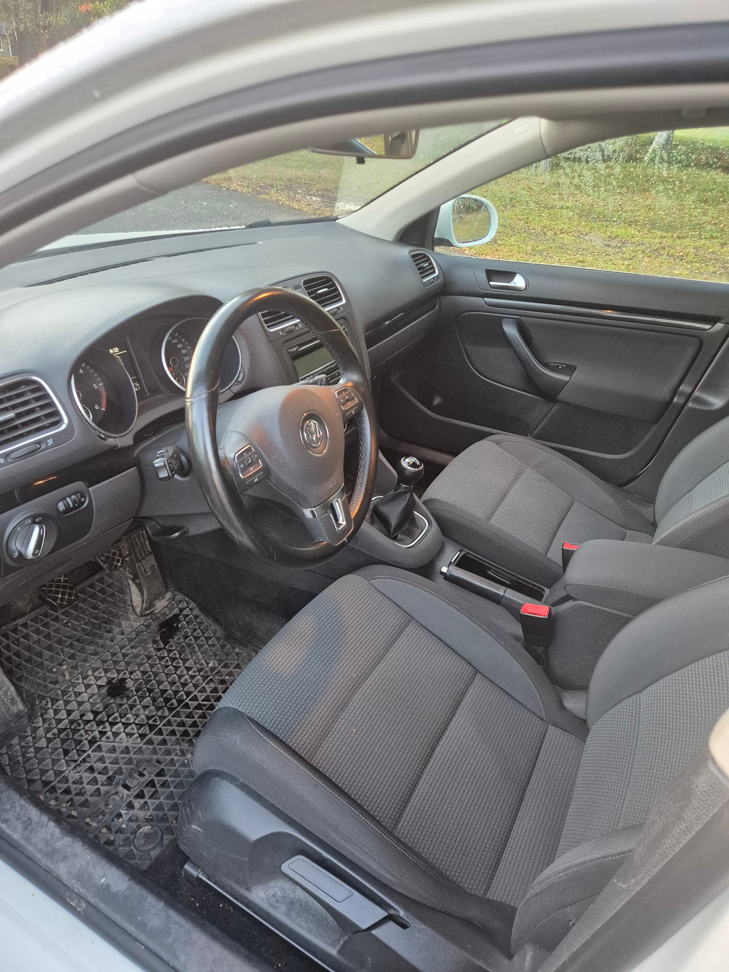 Volkswagen Golf 2011, bild 5/6