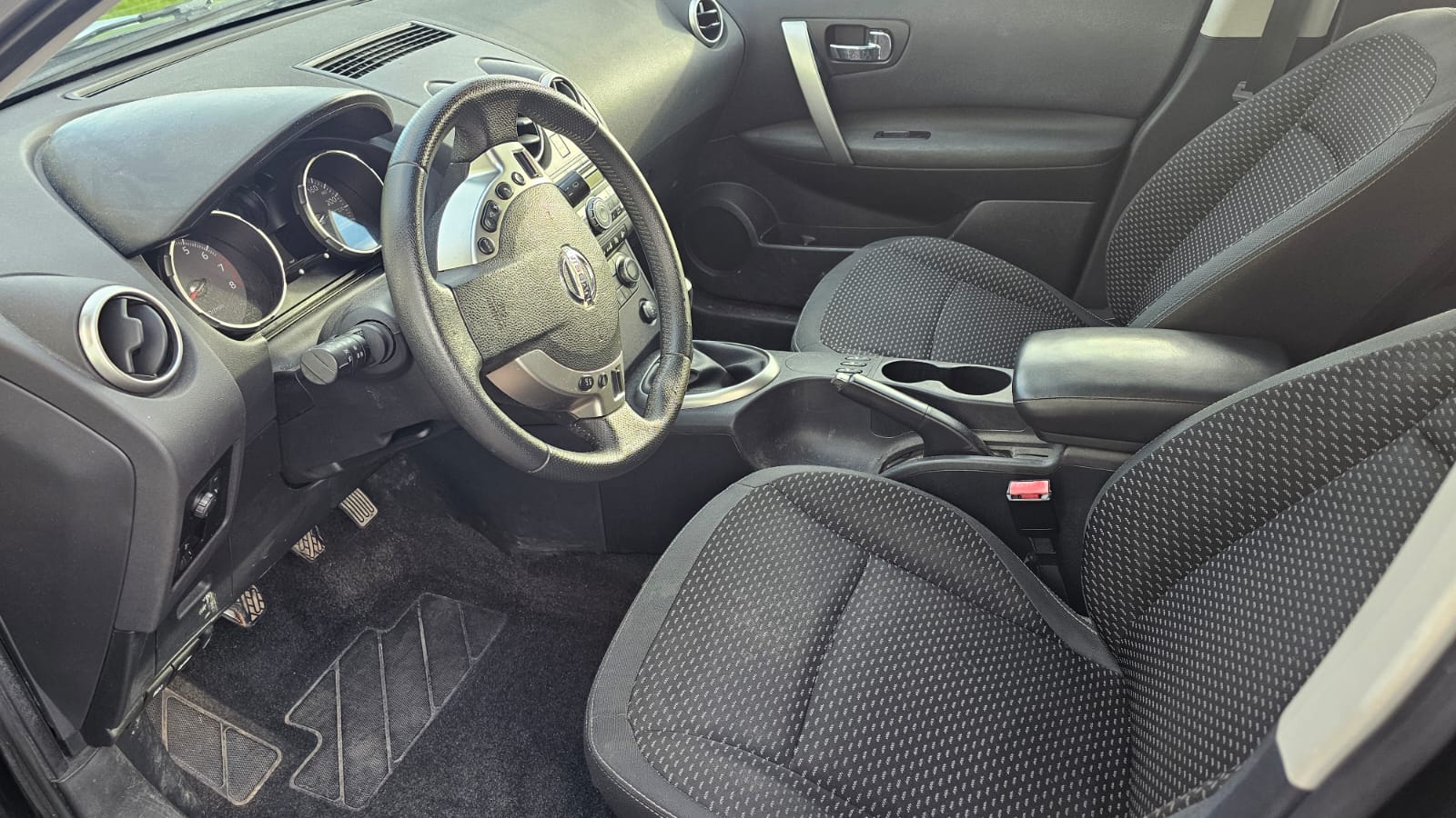 Nissan Qashqai+2 2.0 Manuell 2009, photo 7/10