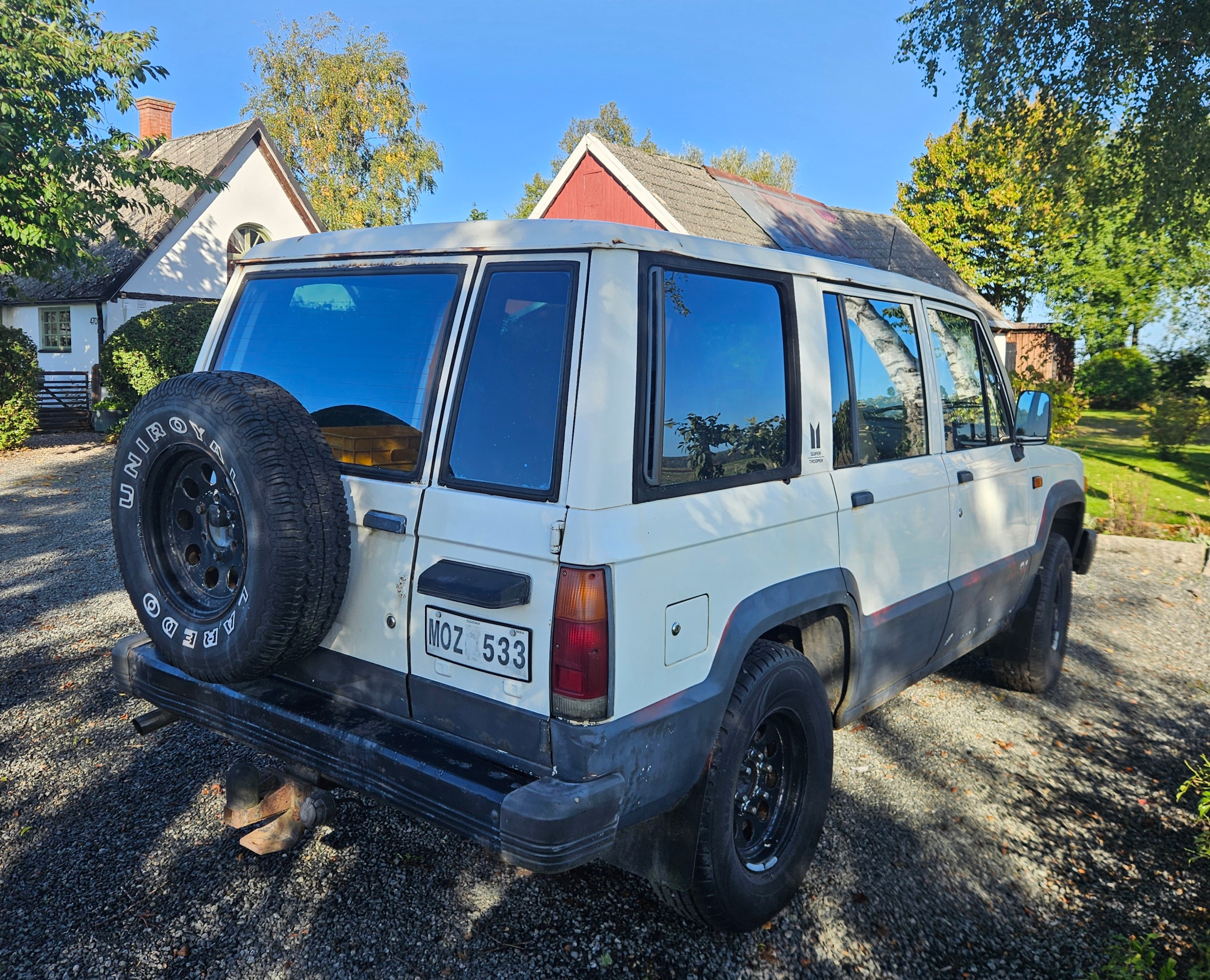 Isuzu Trooper 5-dörrar 2.2 4WD Manuell 1986, bild 5/10