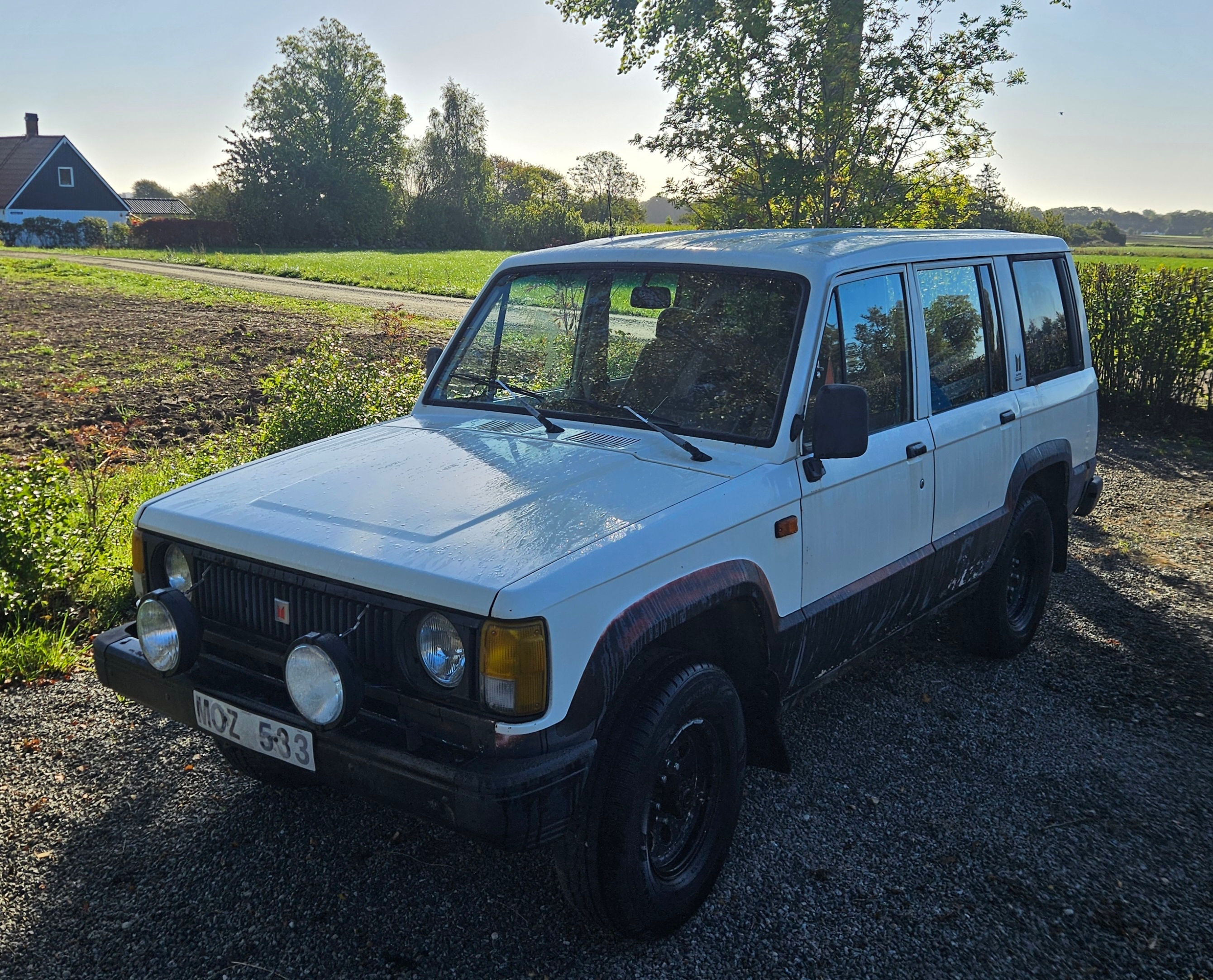 Isuzu Trooper 5-dörrar 2.2 4WD Manuell 1986, bild 2/10