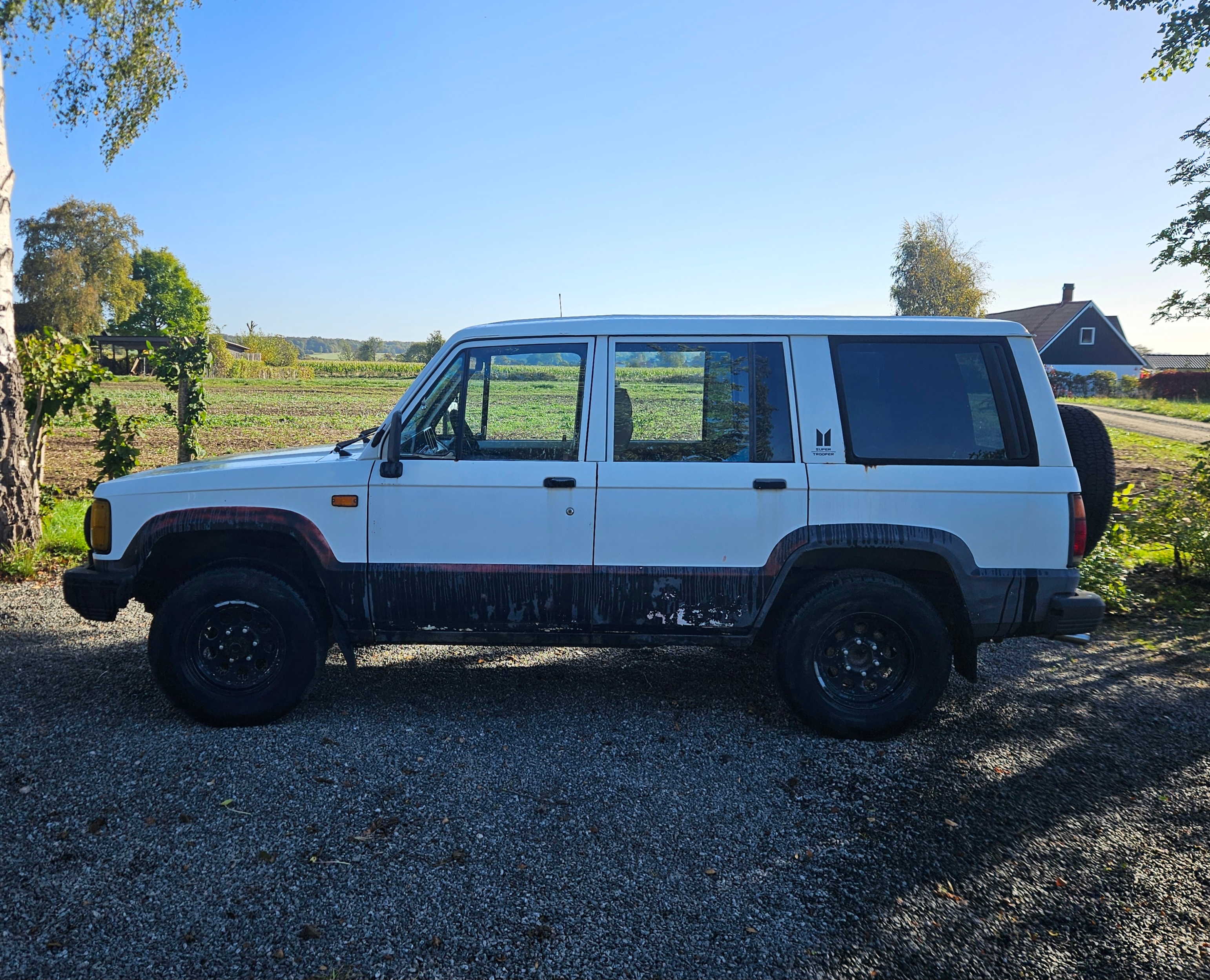 Isuzu Trooper 5-dörrar 2.2 4WD Manuell 1986, bild 3/10