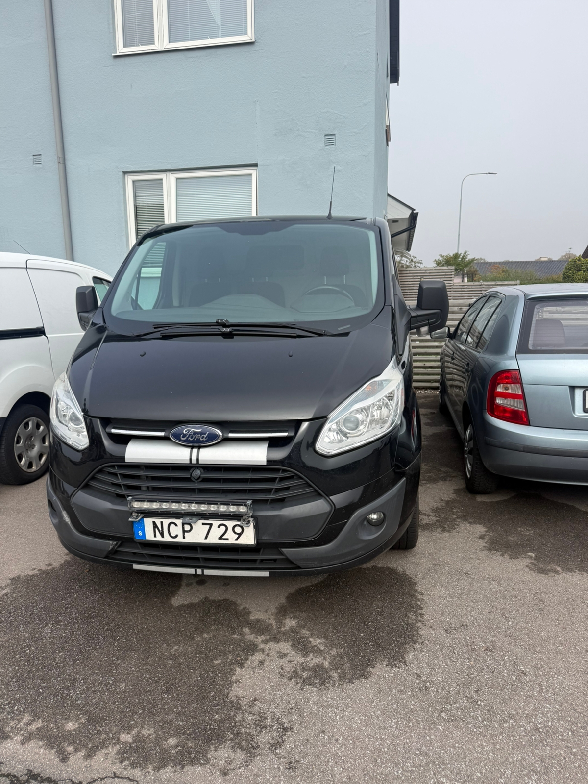 Ford Transit Custom 270 2.2 TDCi Manuell 2016, bild 2/7