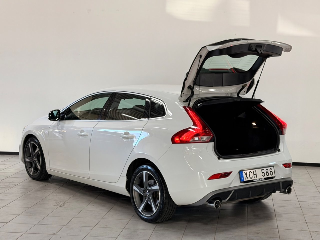 Volvo V40 D2 R-Design 115hk 2014, bild 7/10
