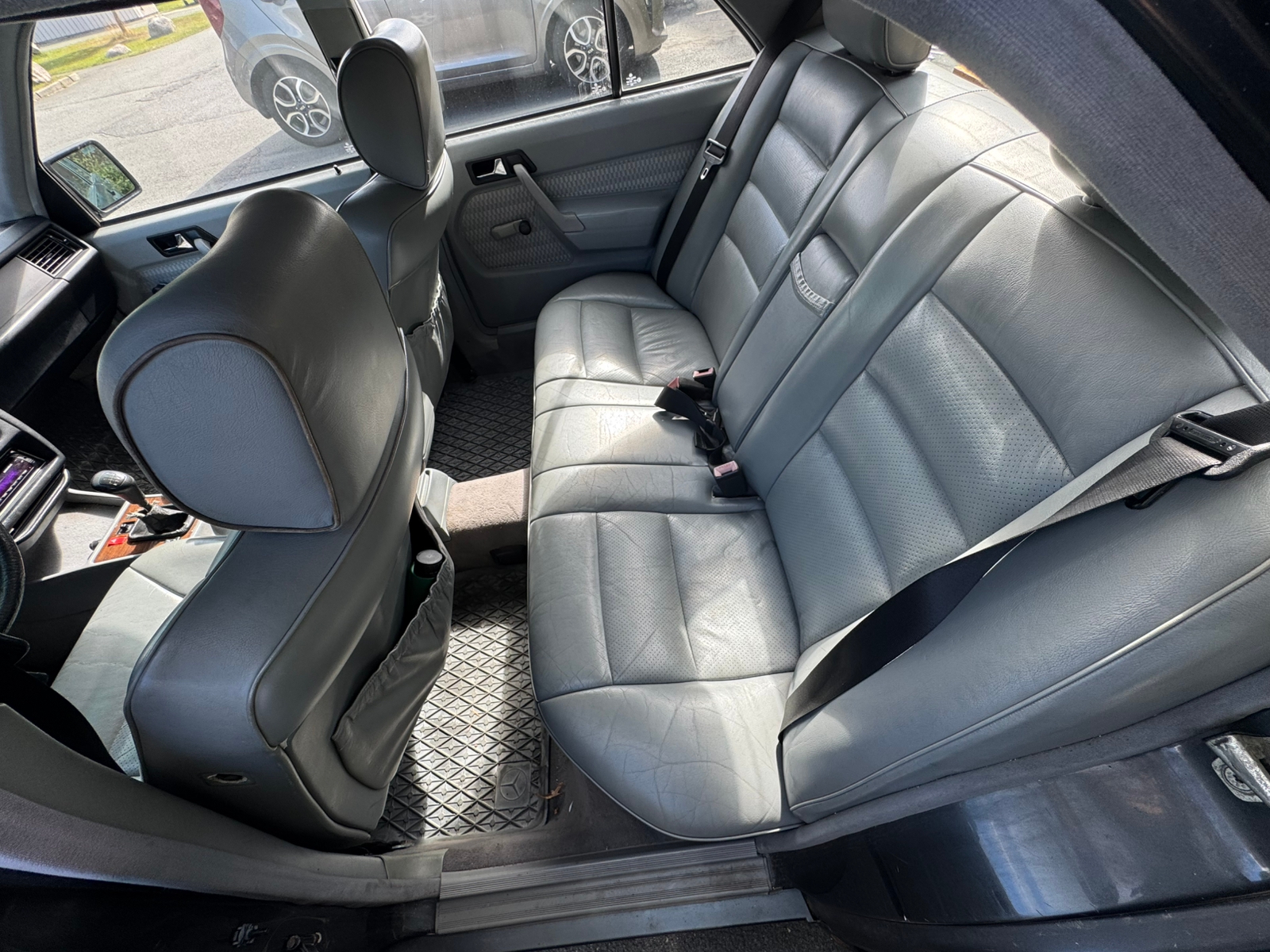 Mercedes-Benz 190 E 2.3 Manuell 1991, kuva 5/10