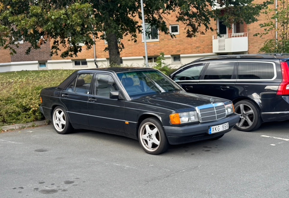 Mercedes-Benz 190