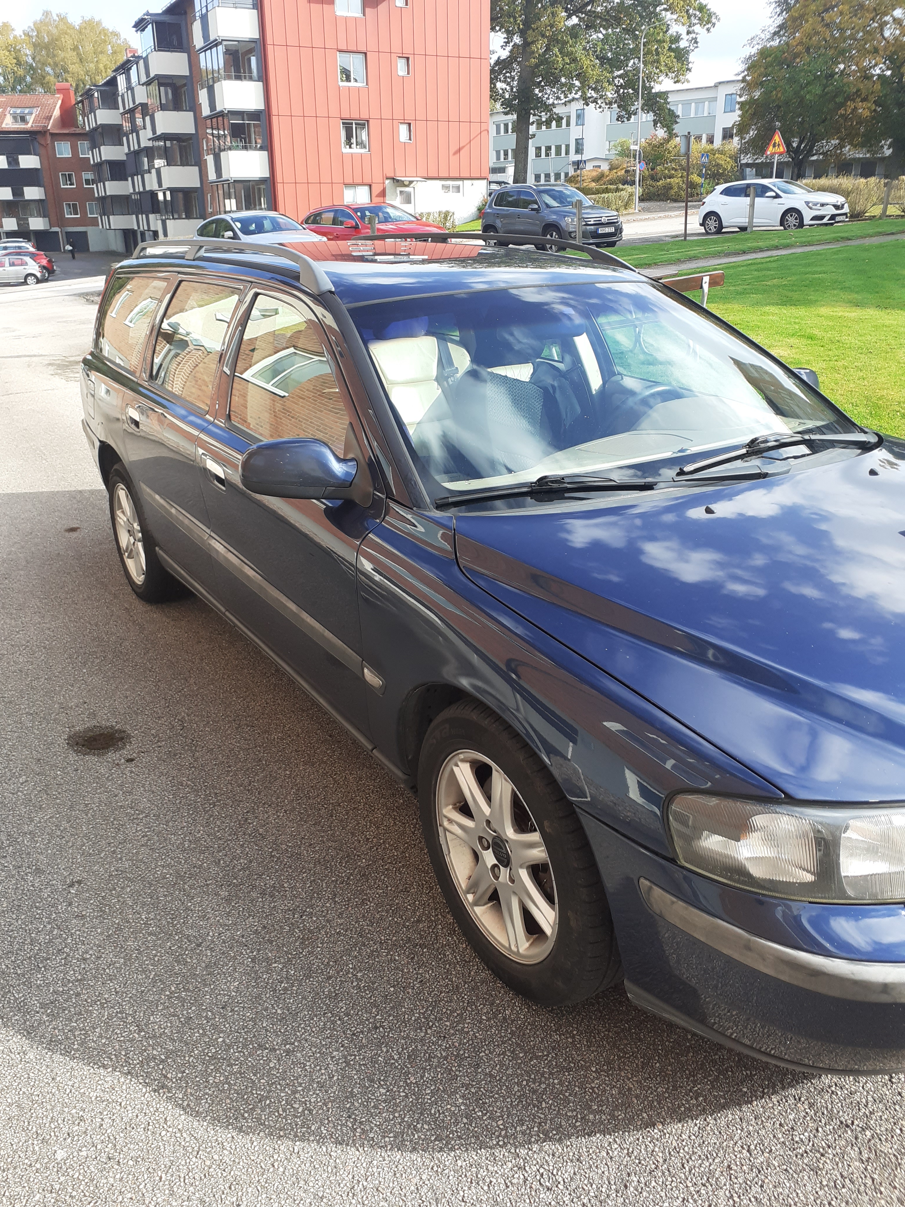 Volvo V70 2.4T Manuell 2000, bild 6/7