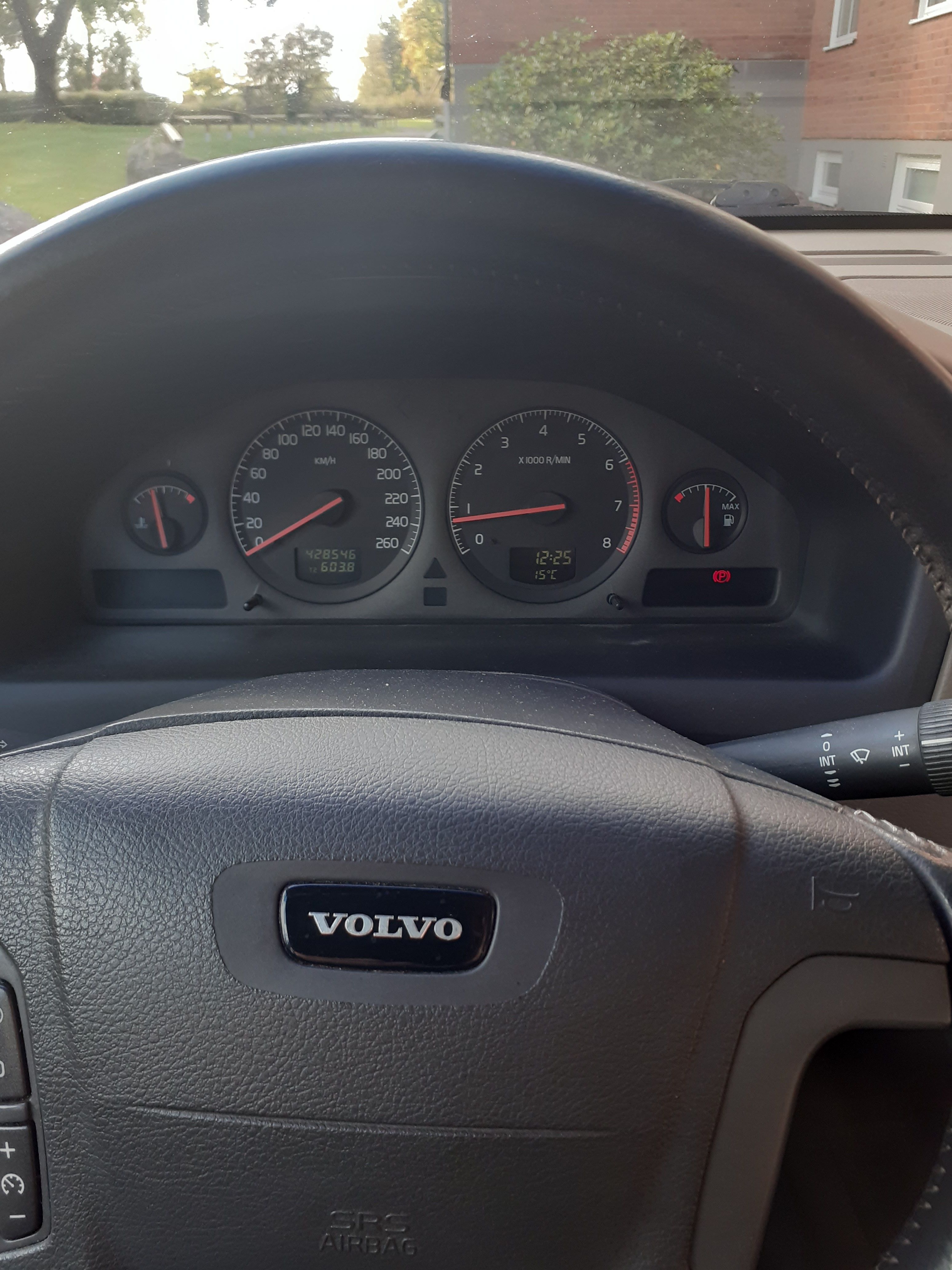 Volvo V70 2.4T Manuell 2000, bild 2/7