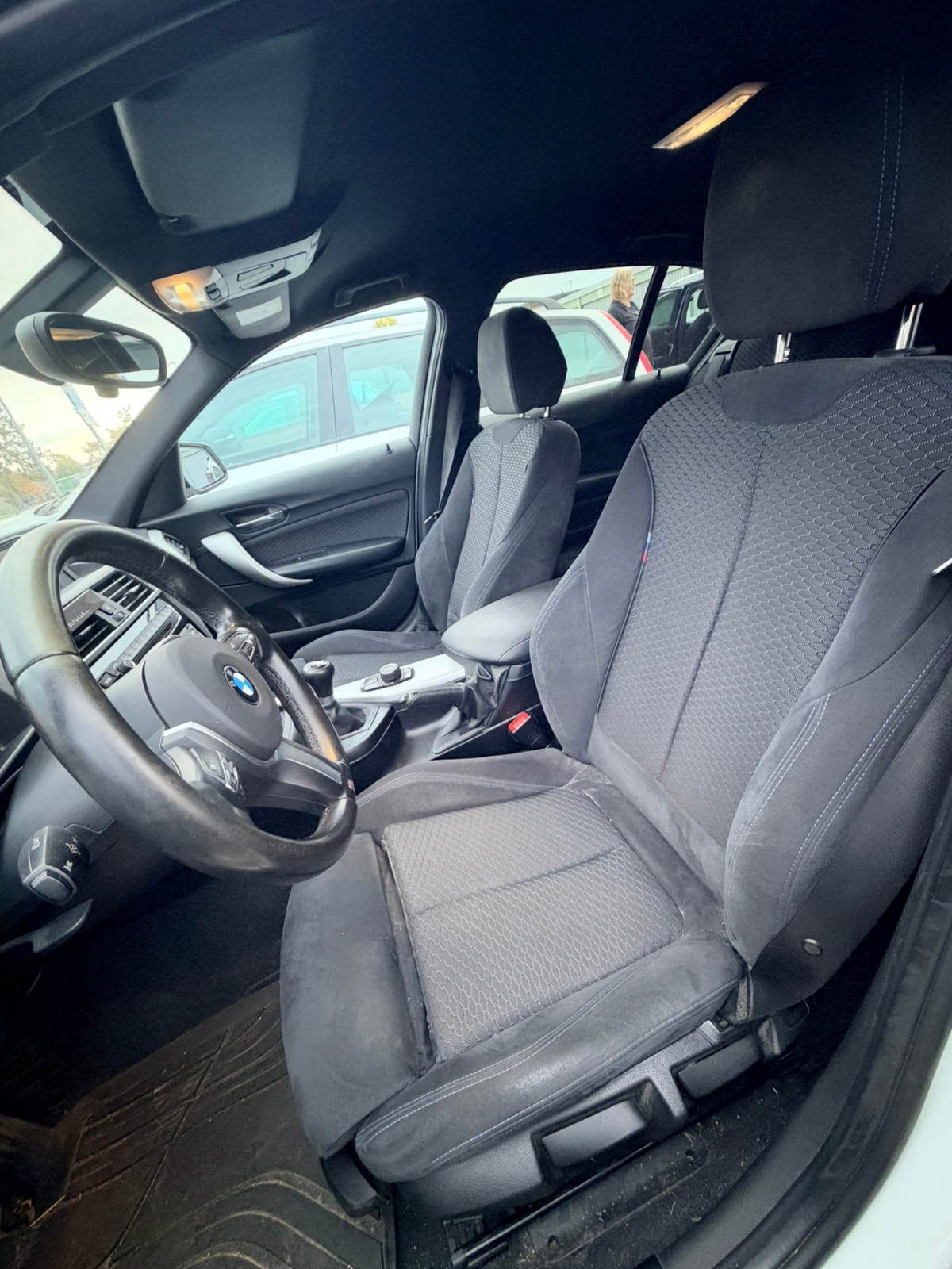 BMW 118 i 5-dörrars Manuell 2016, bild 6/6