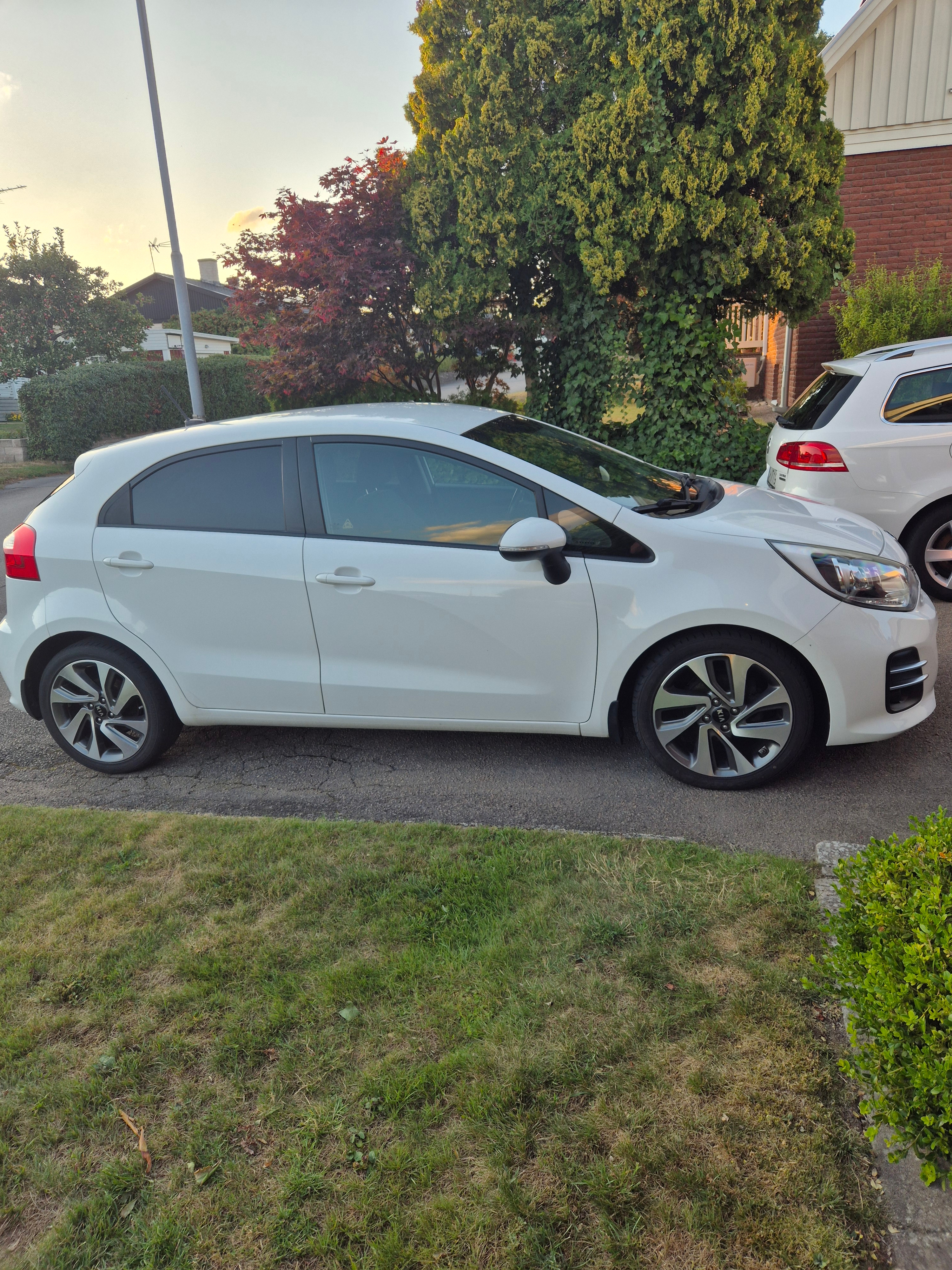 Kia Rio 5-dörrar 1.2 CVVT Manuell 2016, kuva 4/6