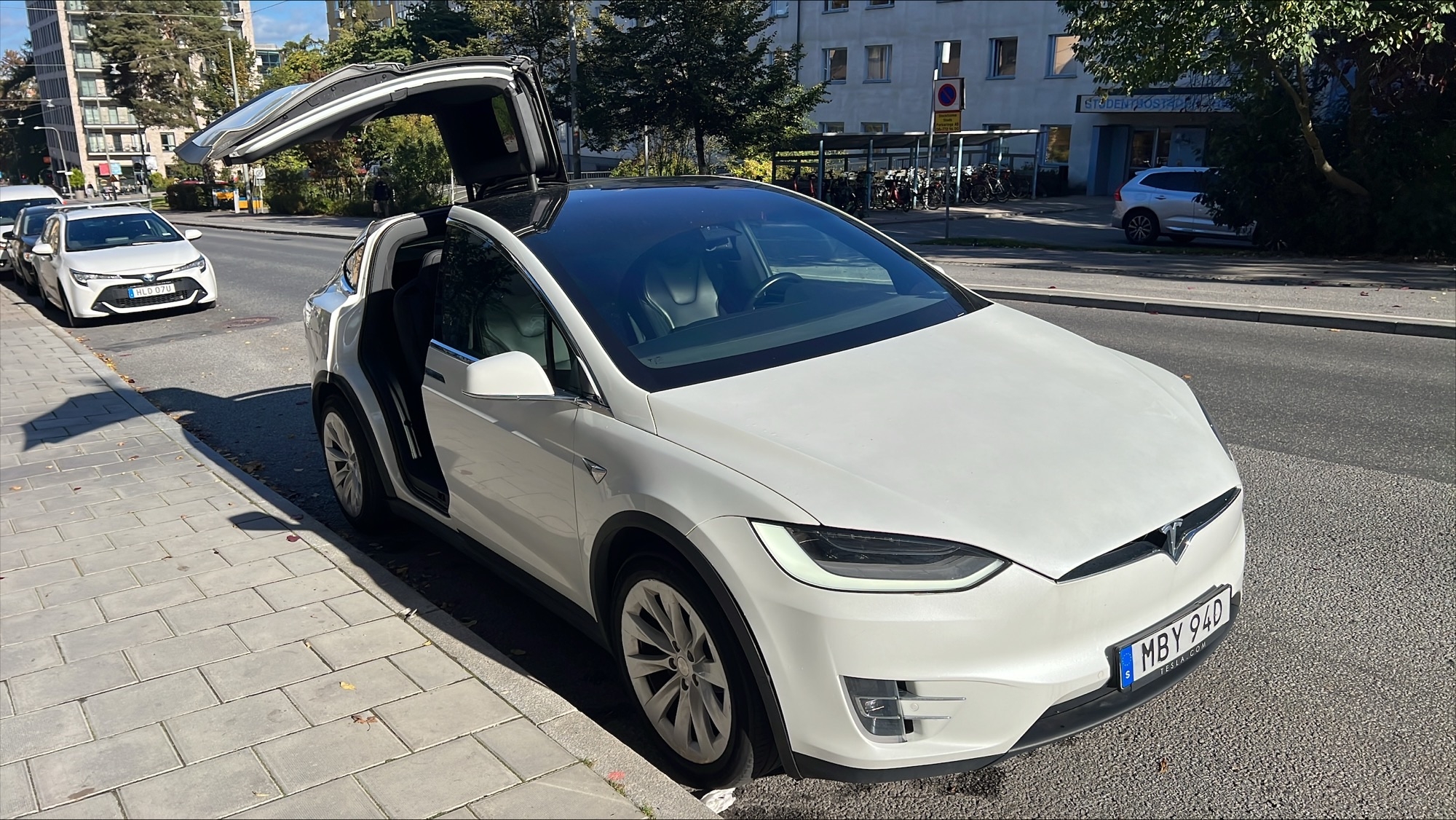 Tesla Model X Long Range 2020, kuva 2/4
