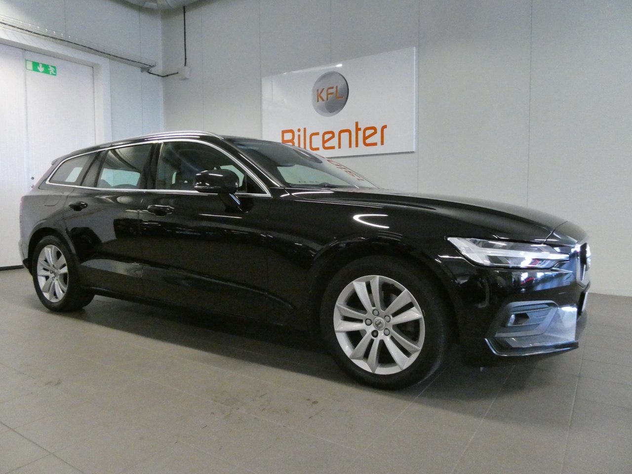 Volvo V60 D3 2020, kuva 5/10