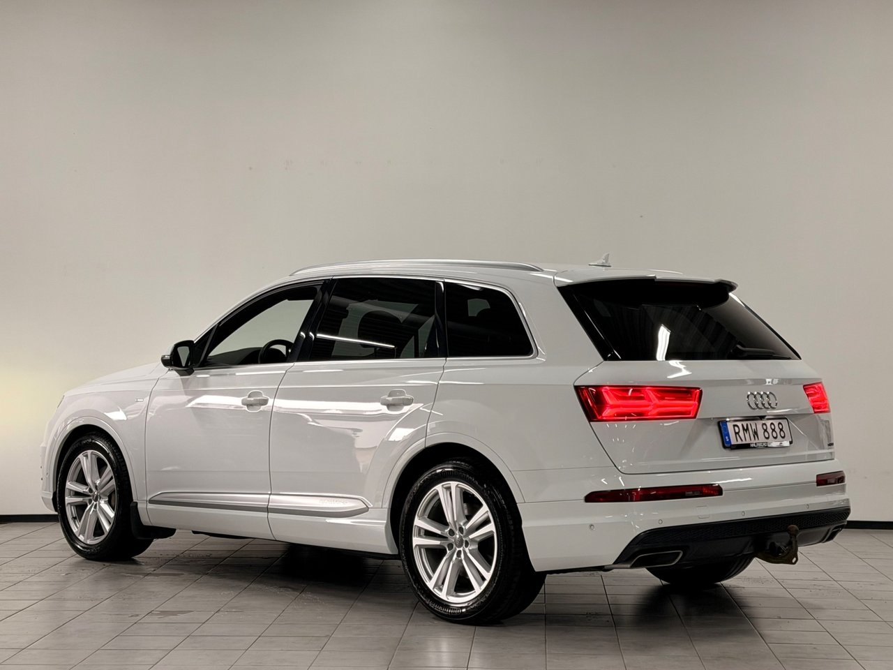 Audi Q7 3.0 TDI 272hk S line 2018, bild 6/10
