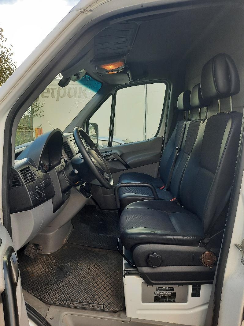 Mercedes-Benz Sprinter 2016, bild 5/6