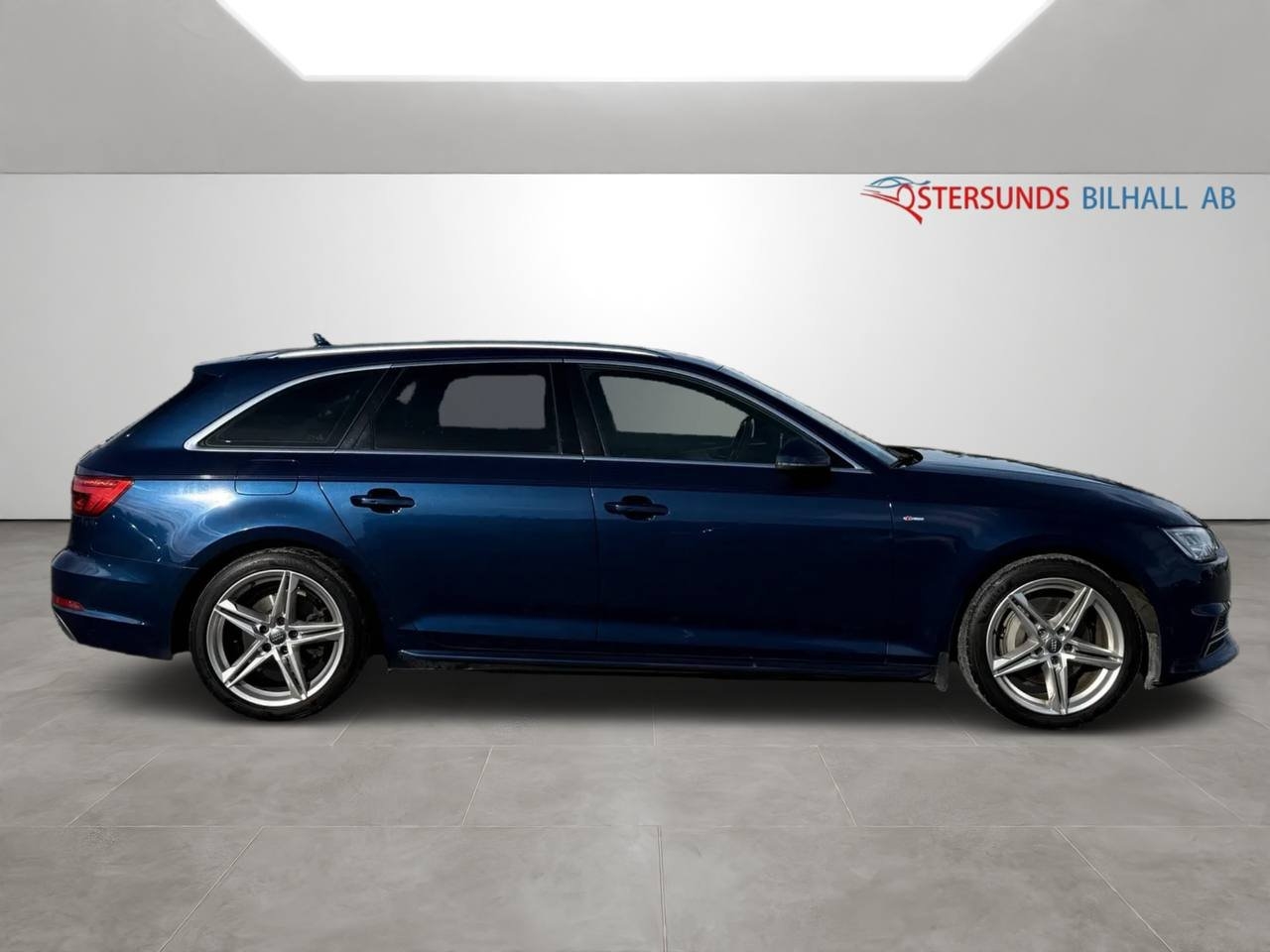 Audi A4 Avant 2.0 TDI quattro 2017, bild 6/10