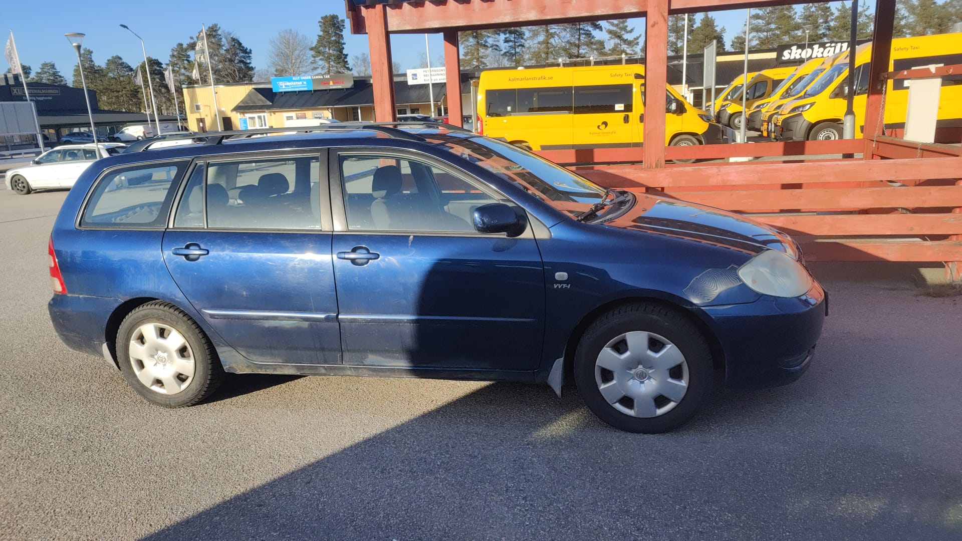 Toyota Corolla Kombi 1.6 VVT-i Manuell 2003, bild 5/5