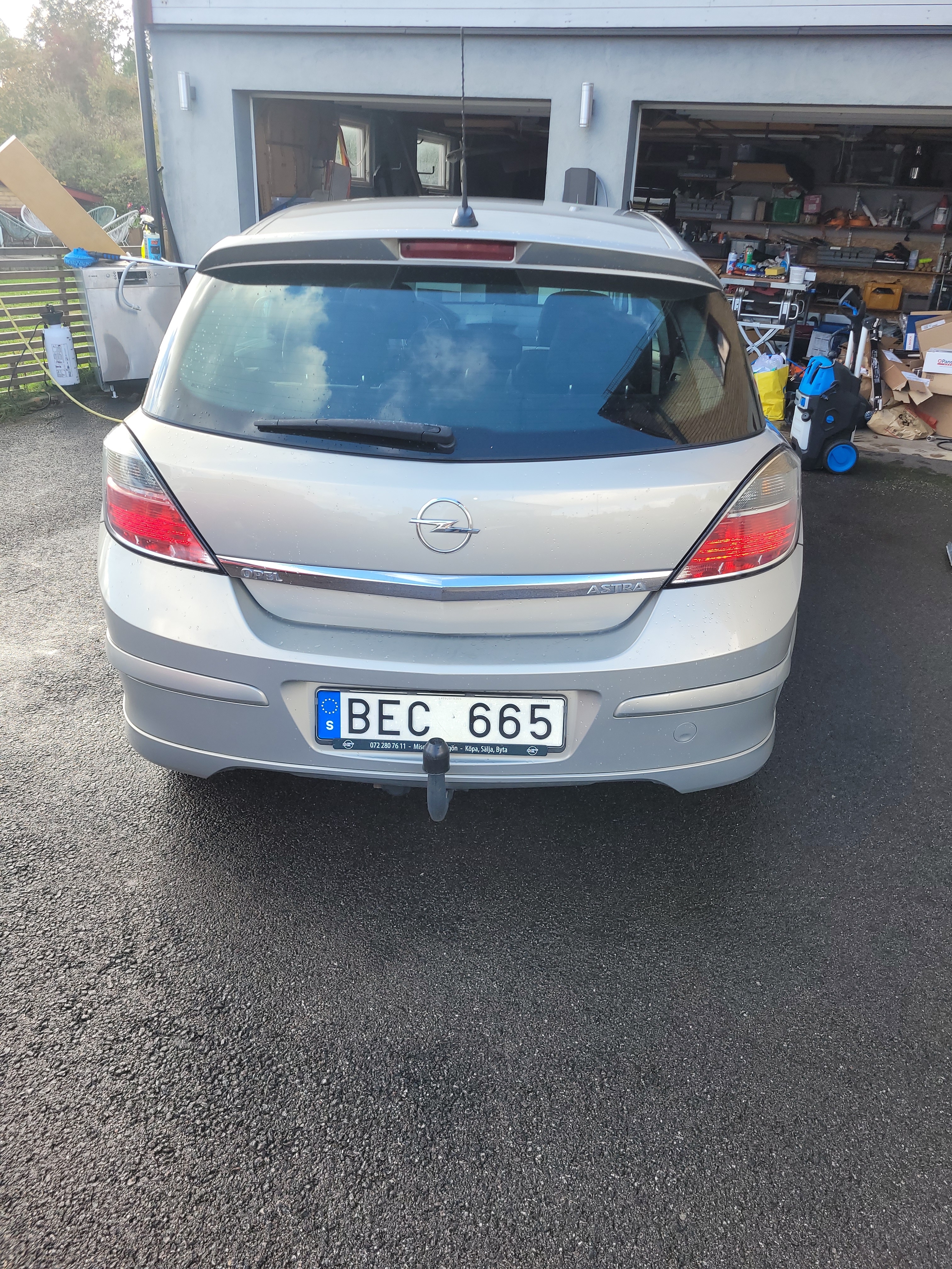 Opel Astra 1.6 ECOTEC Manuell 2009, bild 3/8