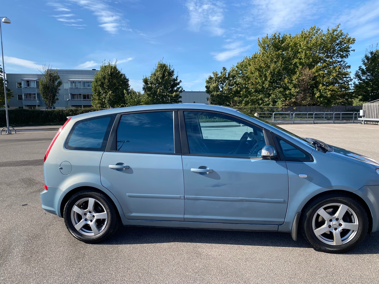 Ford C-Max 1.8 Flexifuel Manuell 2008, bild 7/10