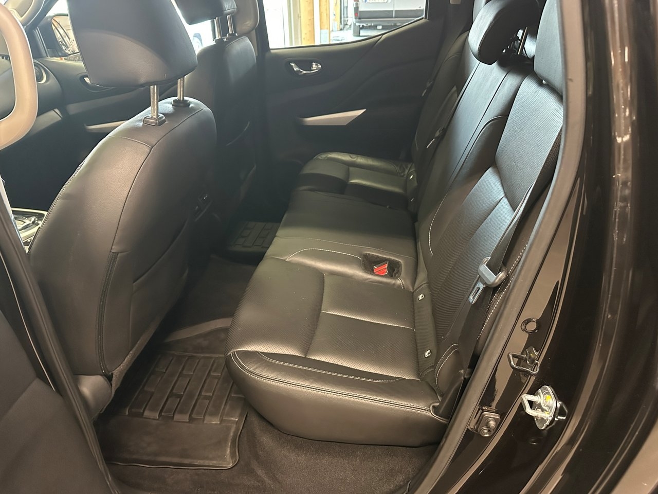 Nissan Navara 2019, bild 7/10