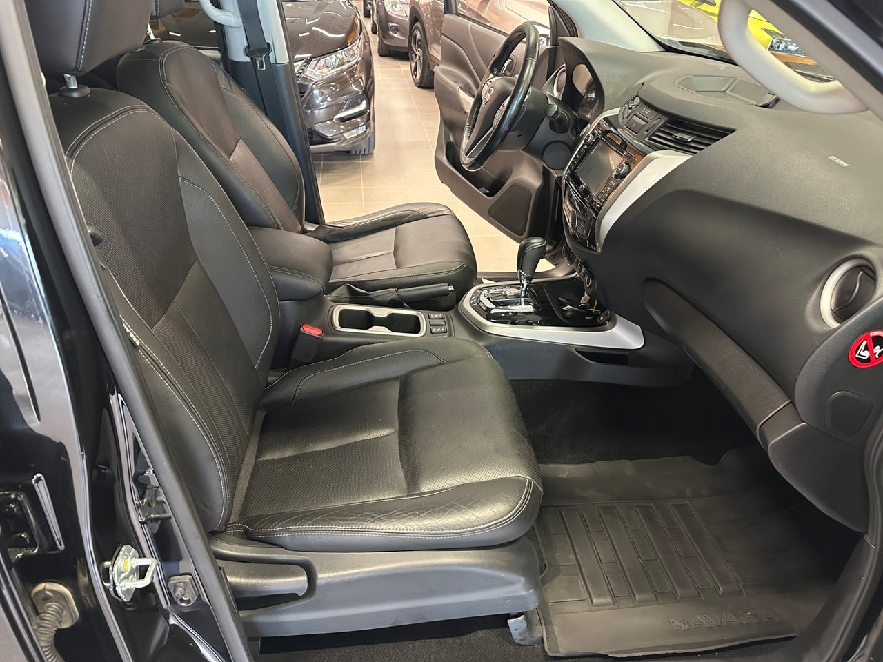 Nissan Navara 2019, bild 6/10