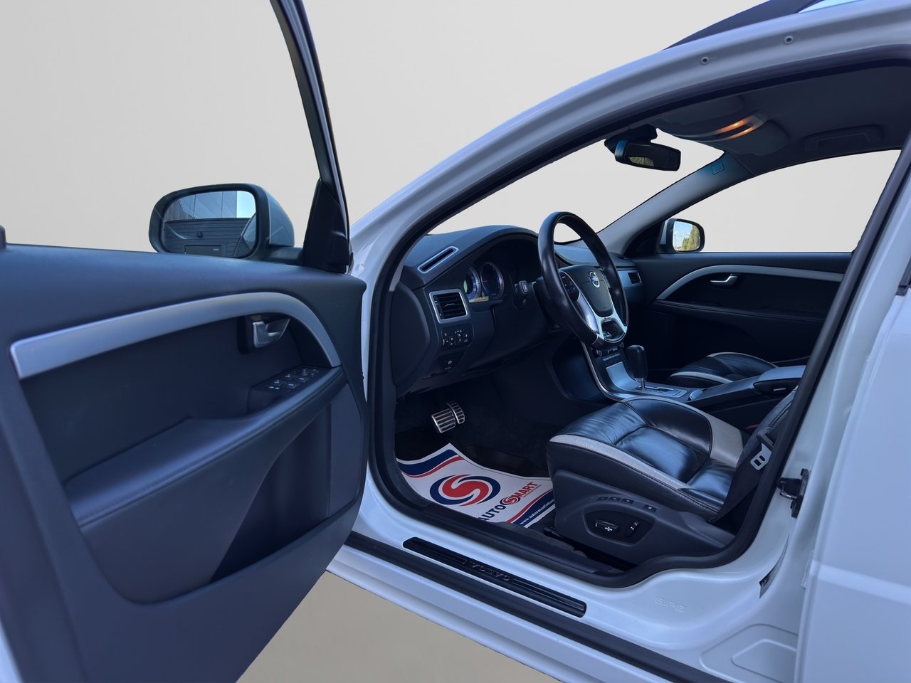 Volvo V70 D5 AWD R-Design 2011, bild 7/10
