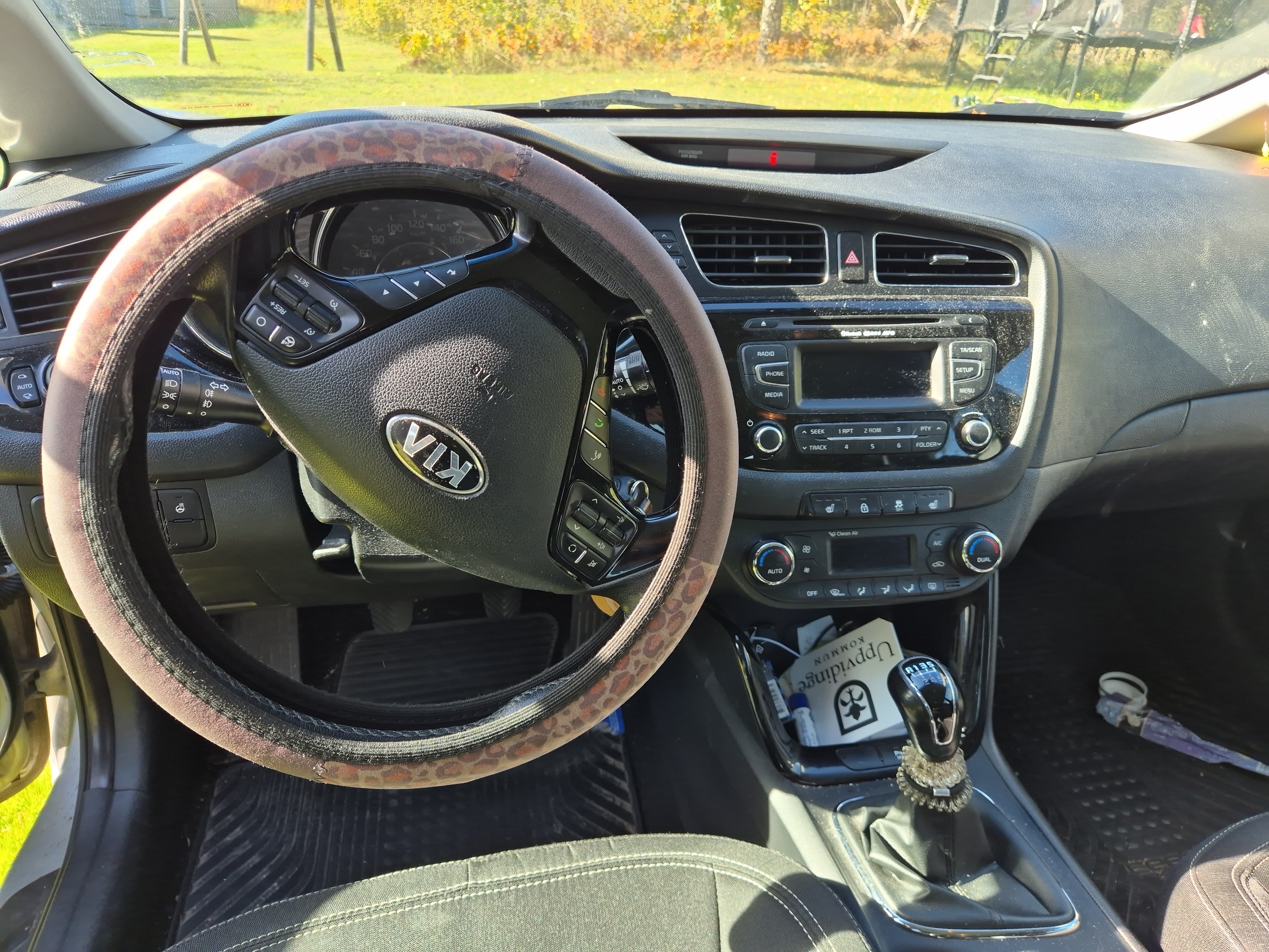 Kia Ceed _sw 1.6 CRDi Manuell 2013, photo 6/7