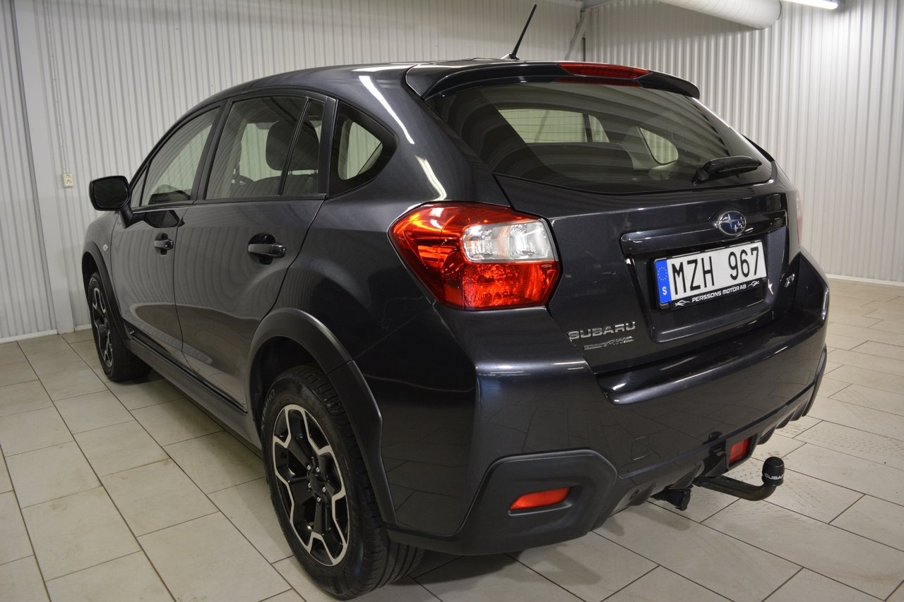 Subaru XV 2012, photo 4/10