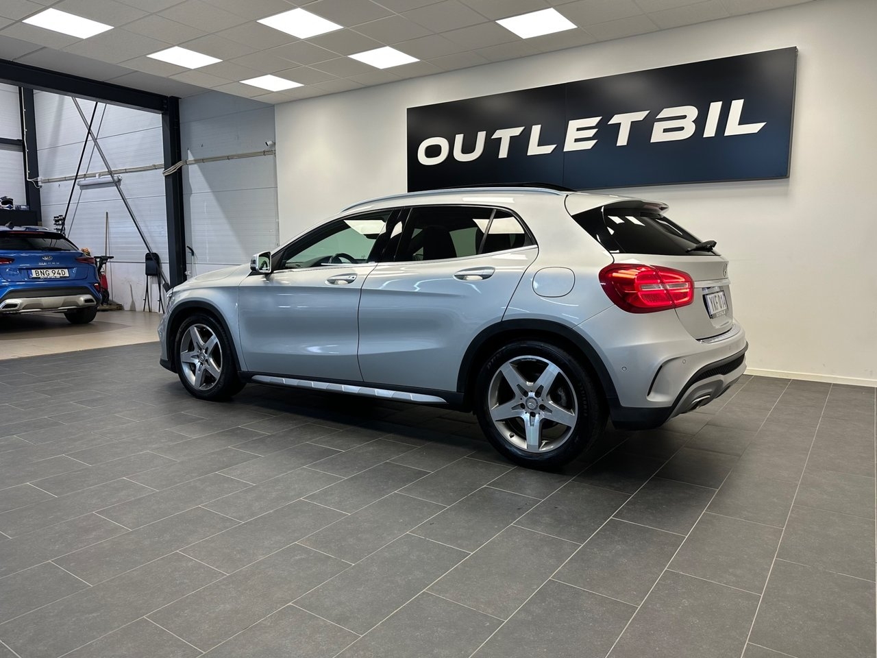 Mercedes-Benz GLA 2015, photo 4/10