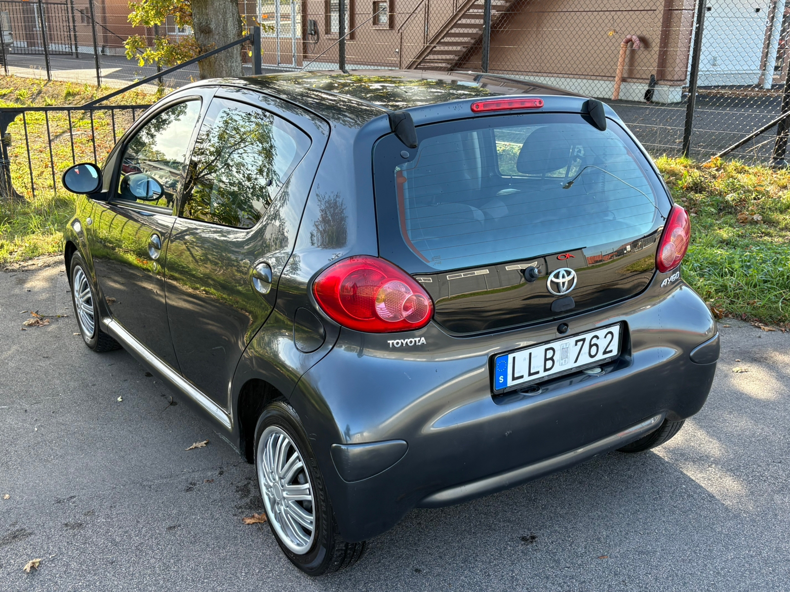 Toyota Aygo 2008, bild 2/5