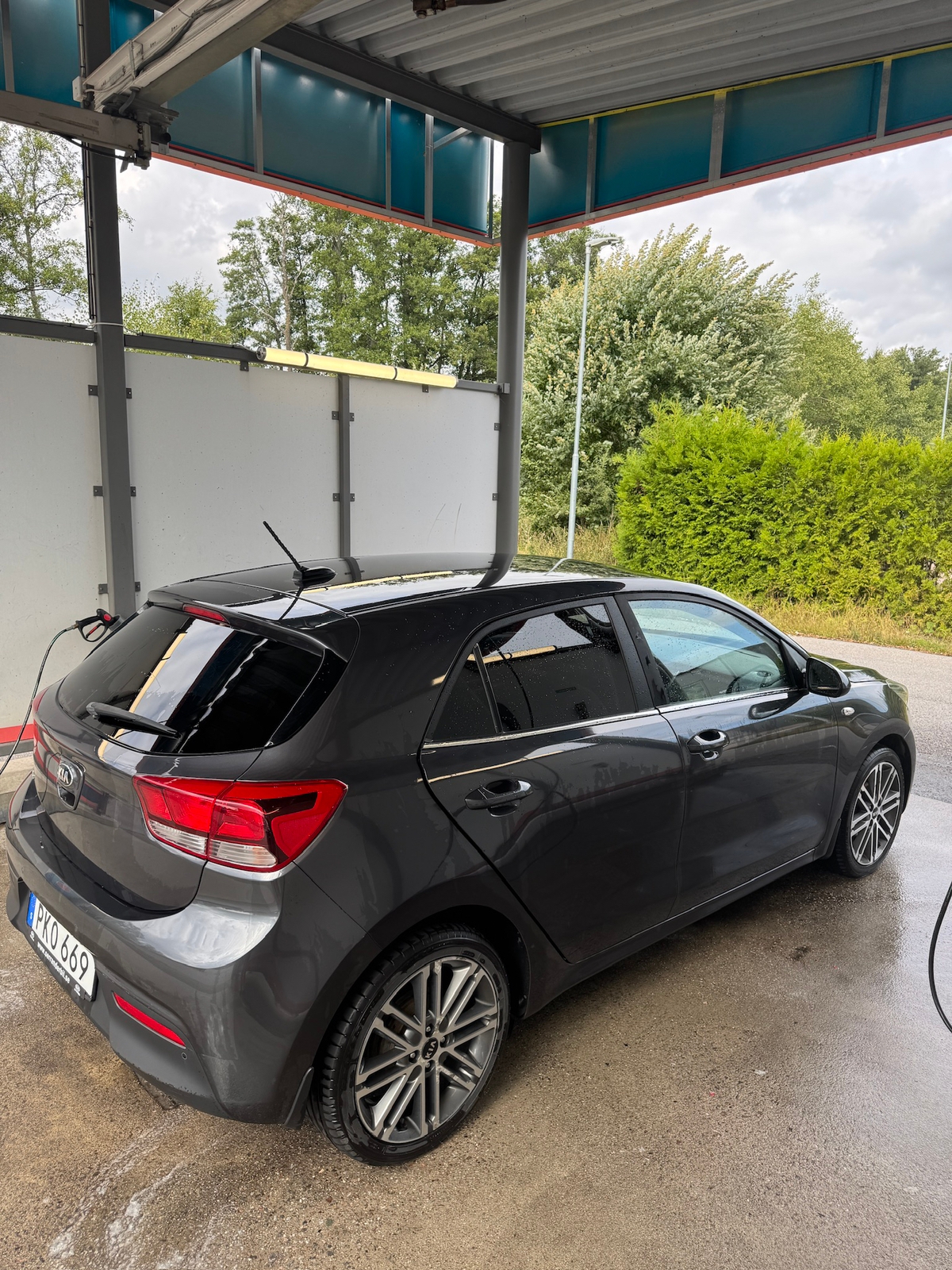 Kia Rio 1.2 CVVT Manuell 2017, bild 2/9