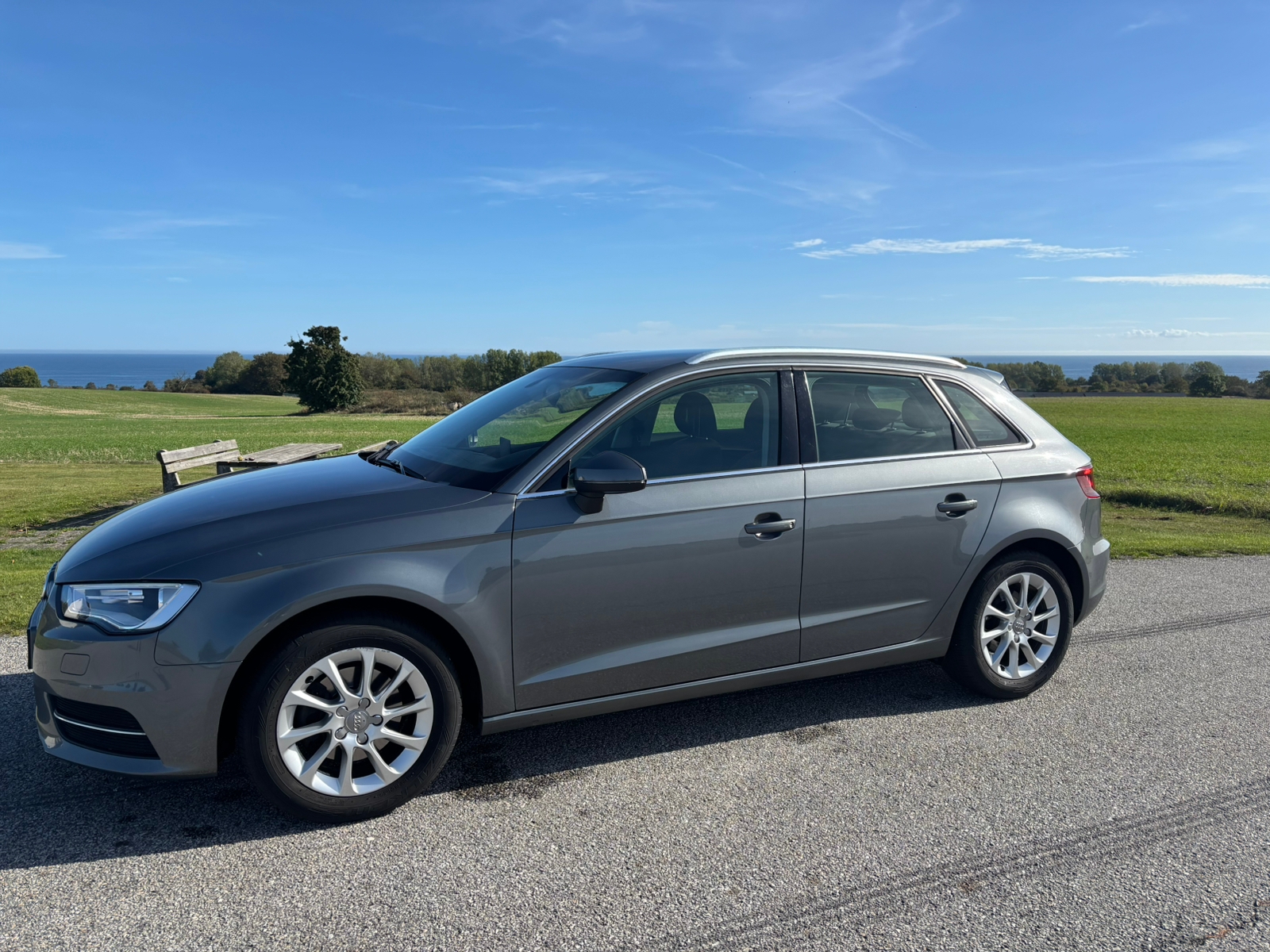 Audi A3 Sportback 1.4 TFSI S Tronic 2015, bild 3/5