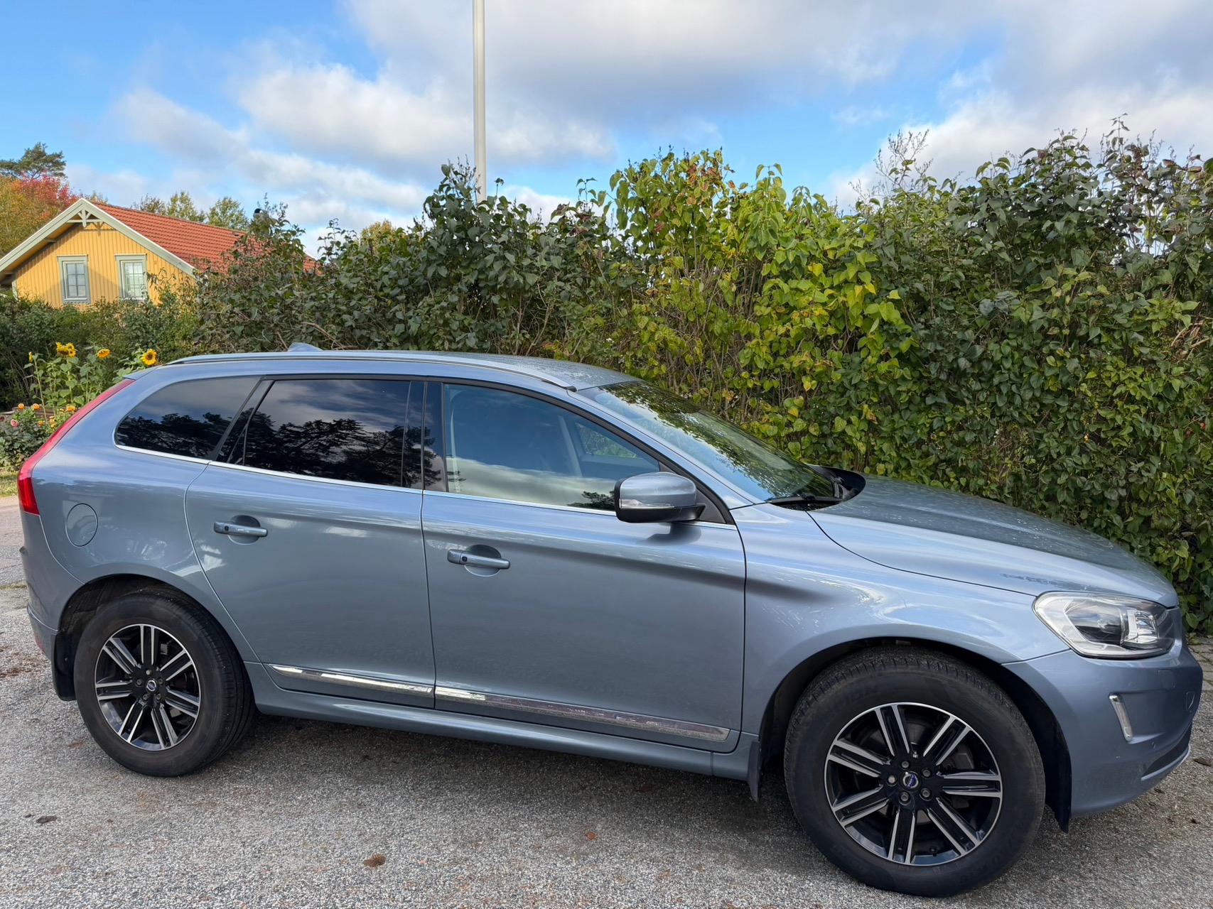 Volvo XC60 D4 AWD Geartronic 2017, bild 3/6