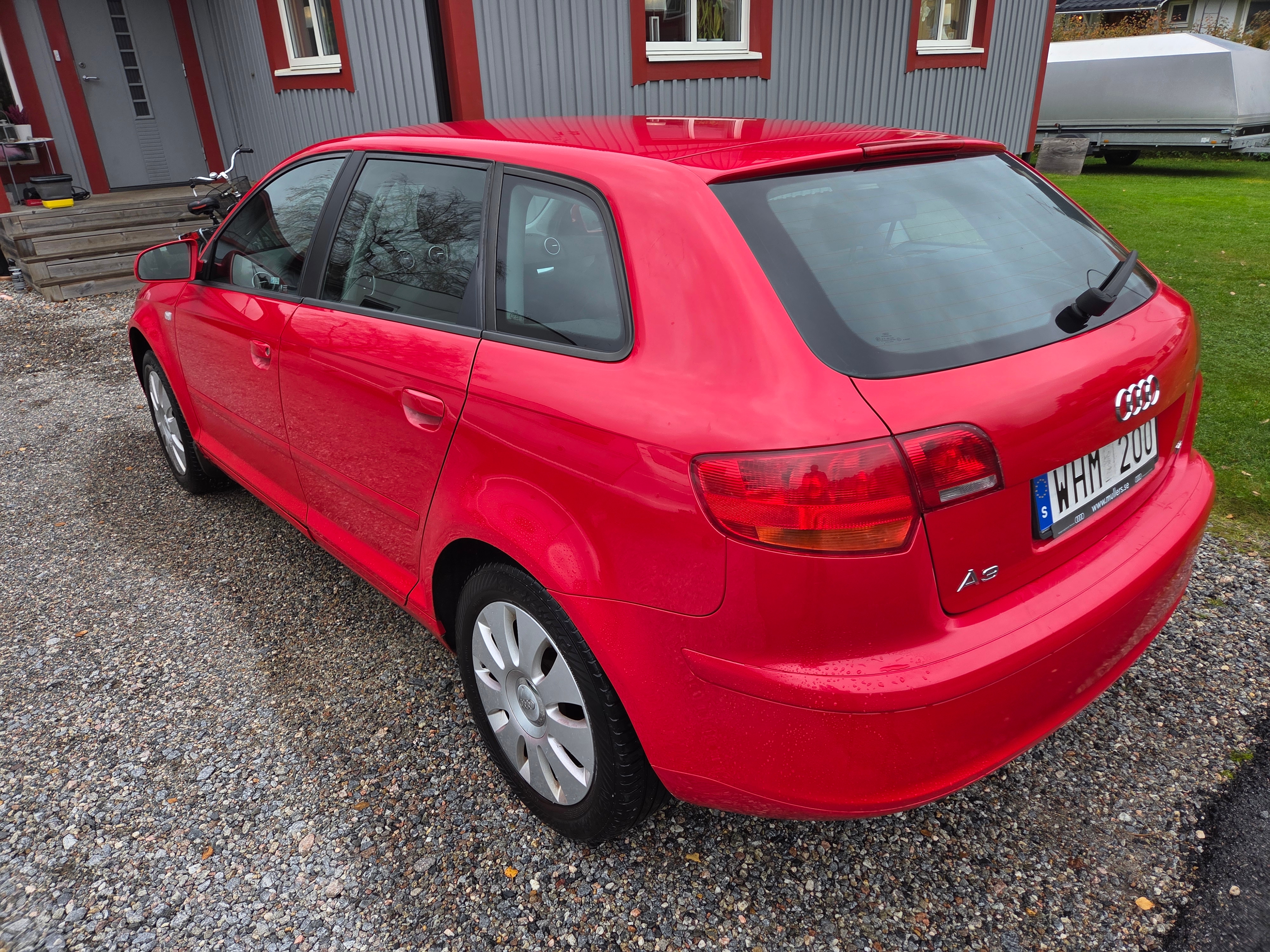 Audi A3 Sportback 1.6 FSI 16v Manuell 2005, bild 2/10