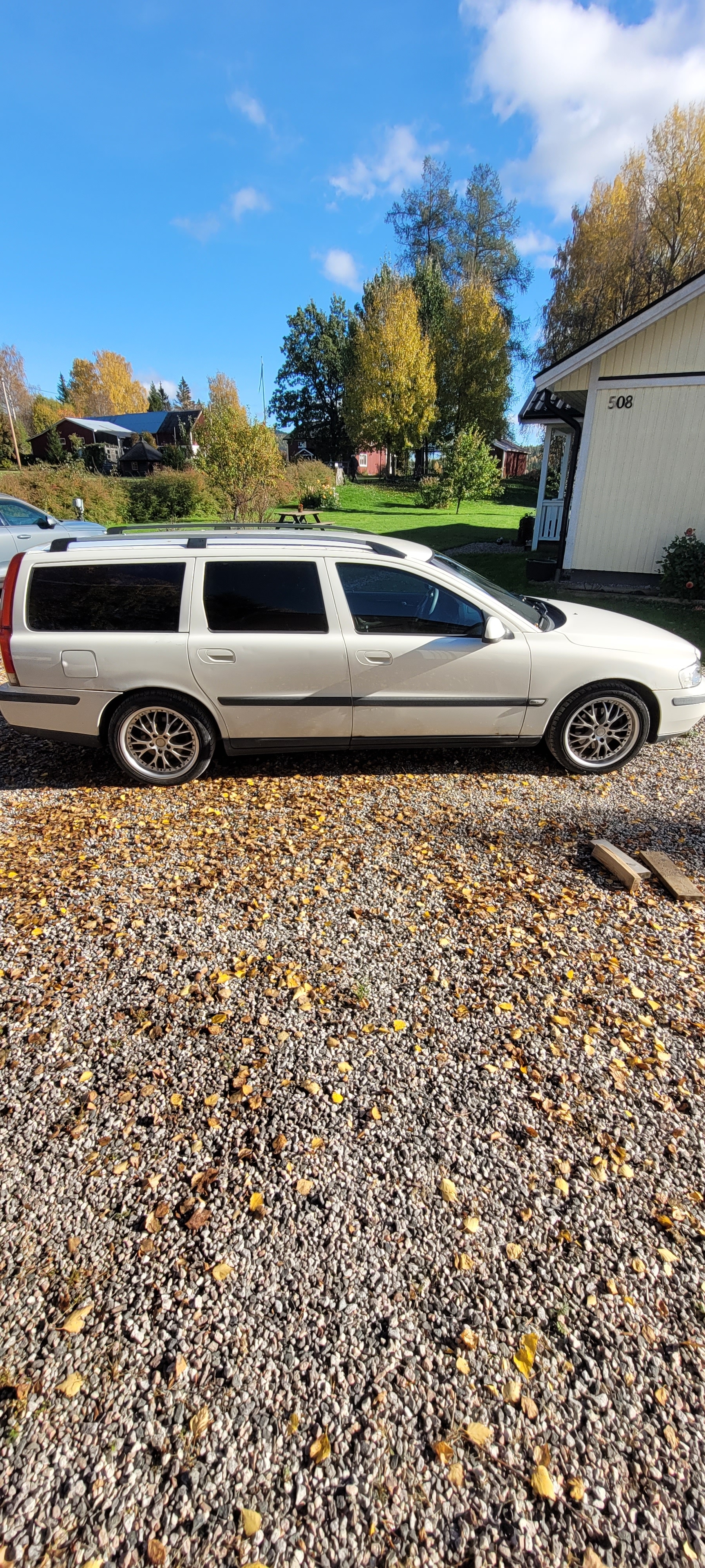 Volvo V70 2.4 Manuell 2002, kuva 2/3