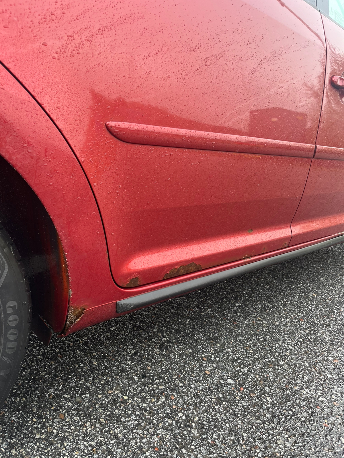 Volkswagen Touran 2011, photo 5/8
