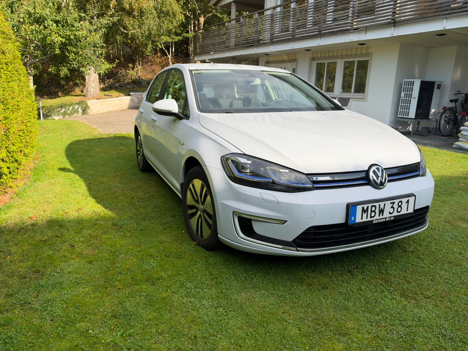 Volkswagen Golf VII e 2019, bild 2/6