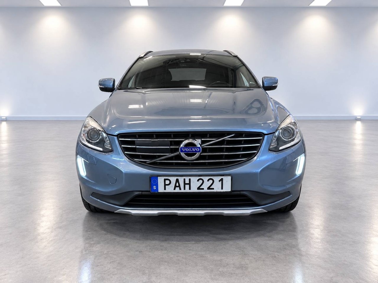 Volvo XC60 D4 AWD Summum 1 Ägare VOC 2017, bild 2/10