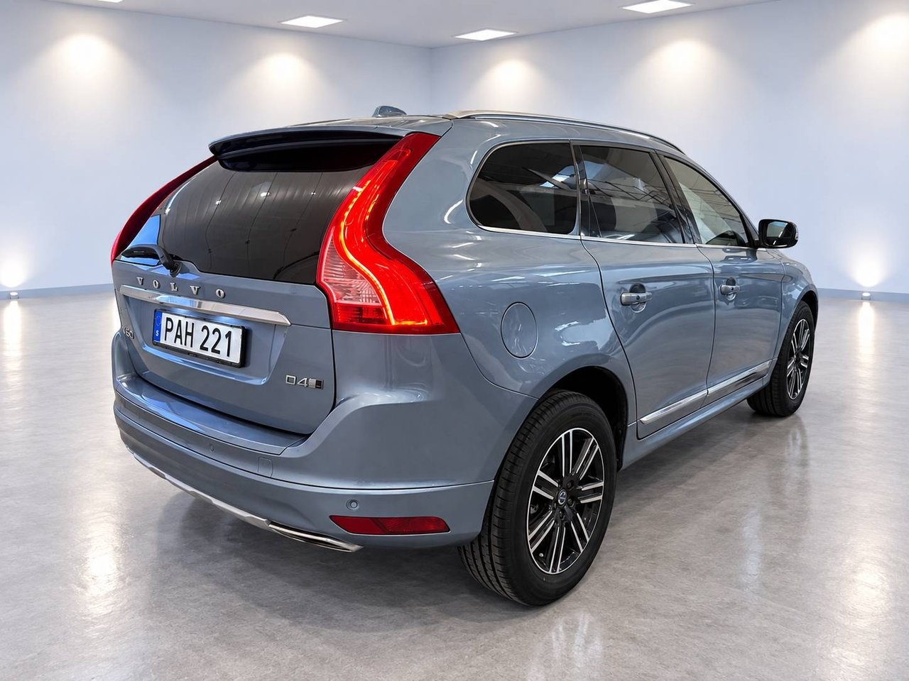 Volvo XC60 D4 AWD Summum 1 Ägare VOC 2017, bild 4/10