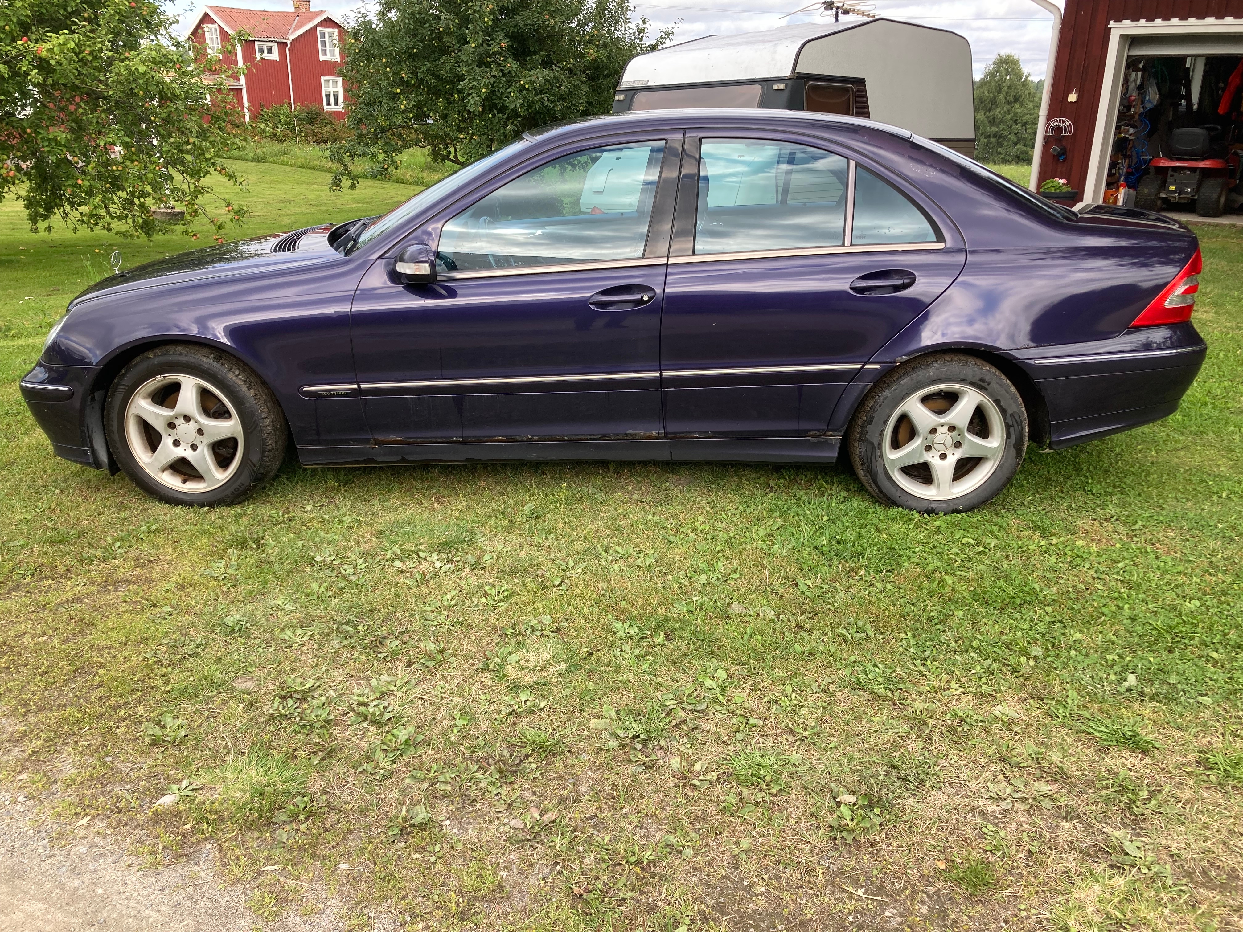 Mercedes-Benz C 180 Kompressor Manuell 2004, photo 2/6