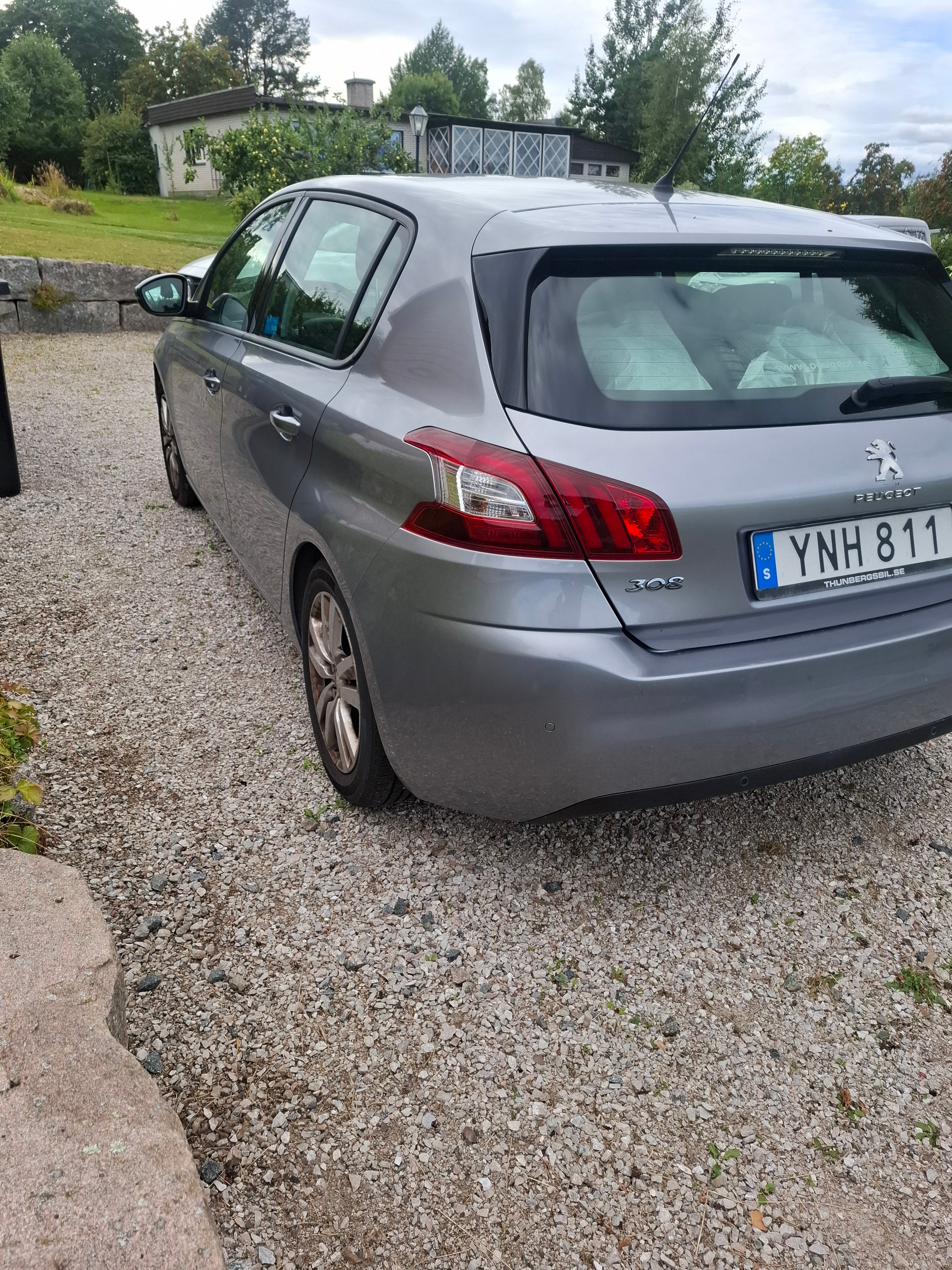 Peugeot 308 1.2 PureTech 130 Automatisk 2017, bild 3/4