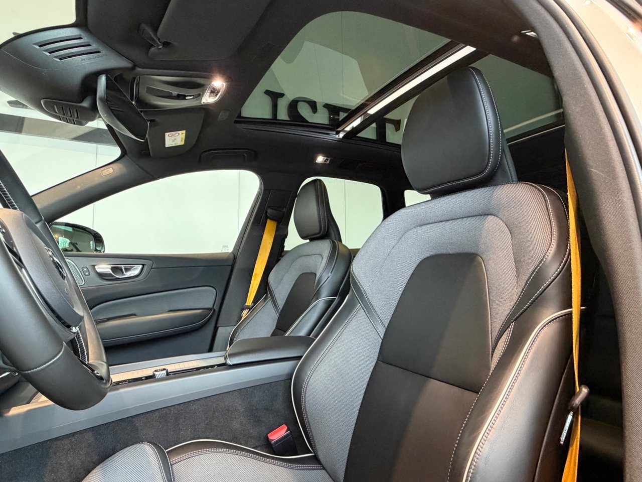 Volvo XC60 2021, bild 6/10