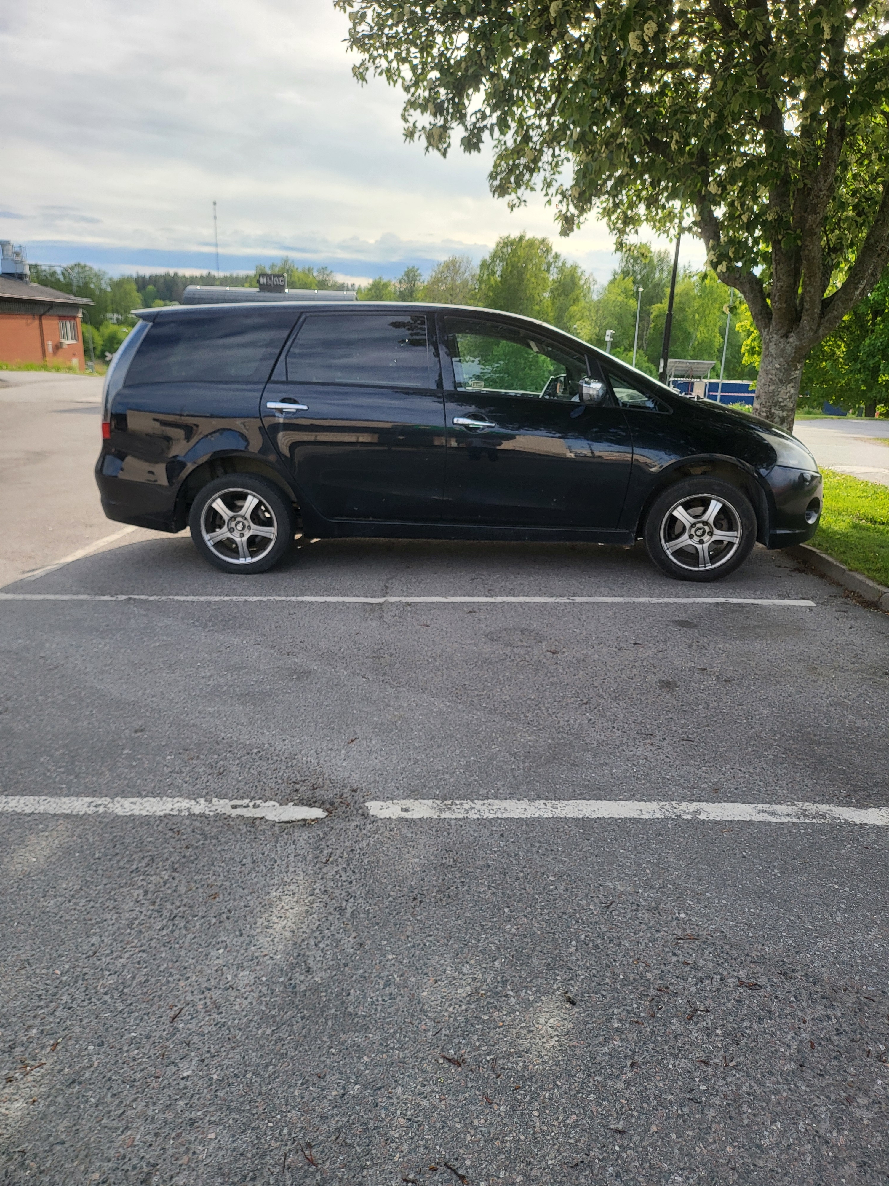 Mitsubishi Grandis