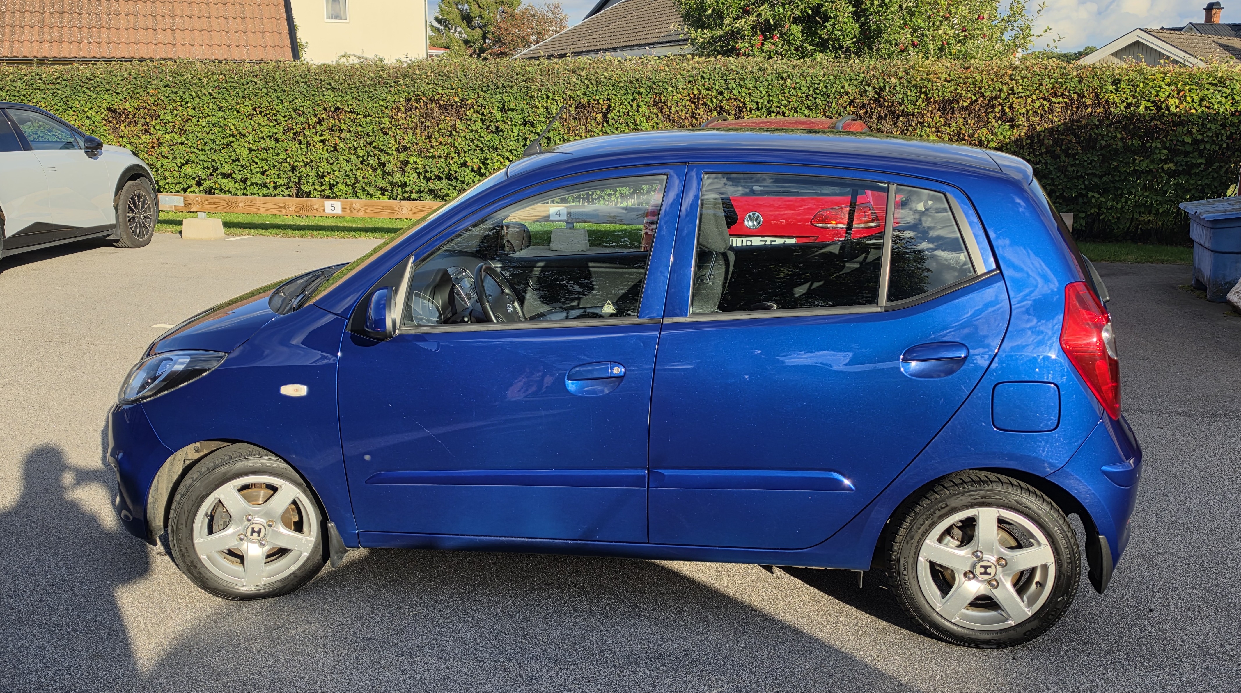 Hyundai i10 1.1 iRDE Manuell 2012, bild 2/6