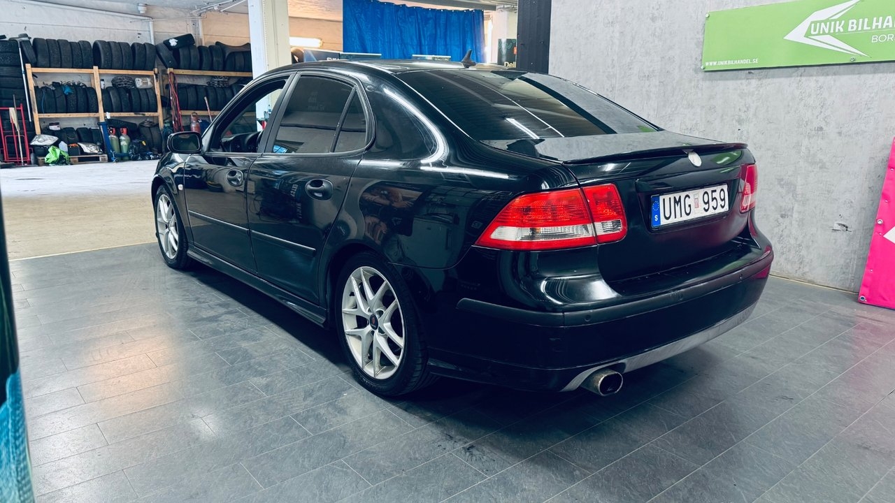 Saab 9-3 SportSedan 2.0 T Aero Euro 4 2004, bild 5/10