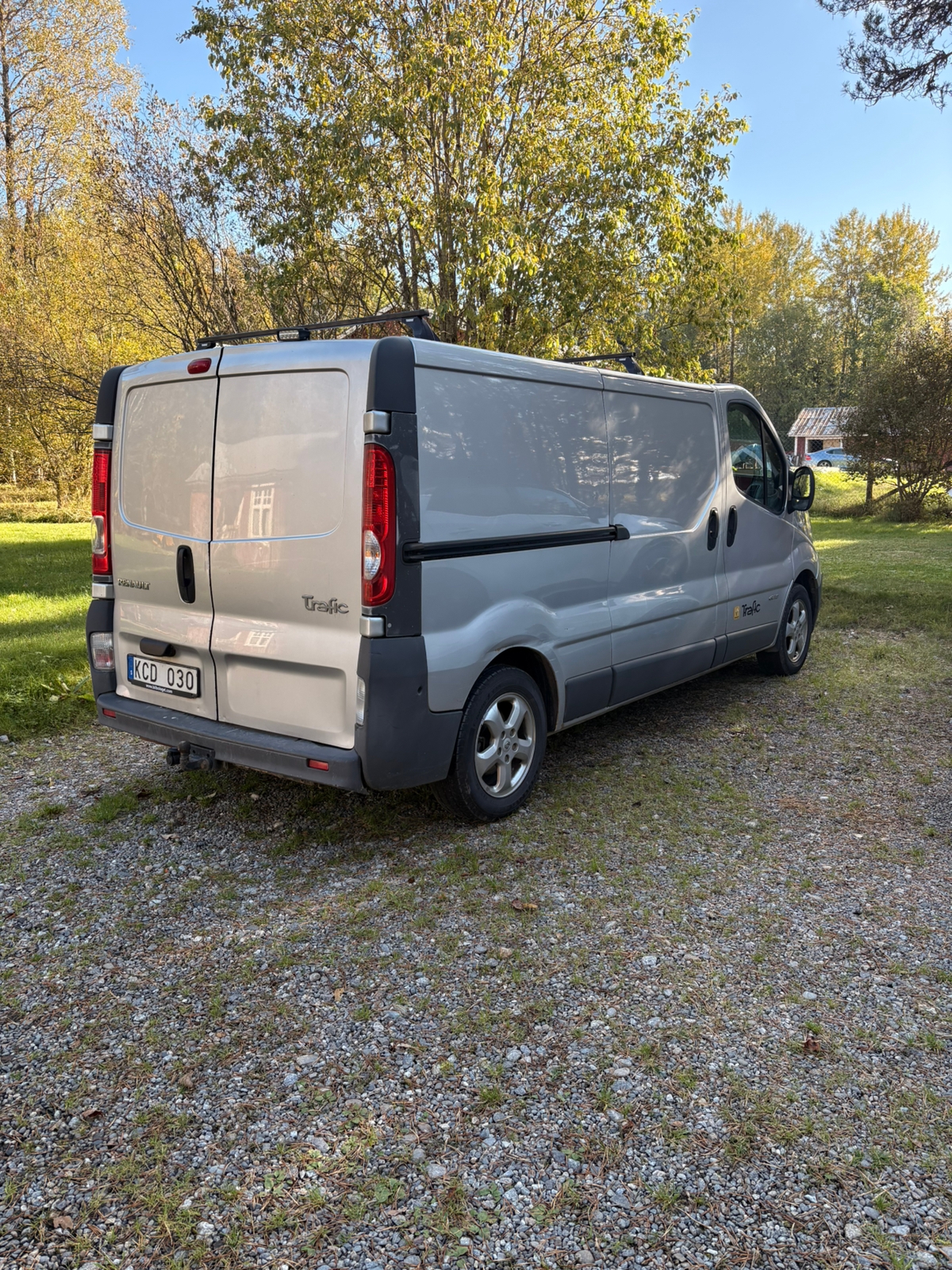 Renault Trafic 2010, photo 2/3