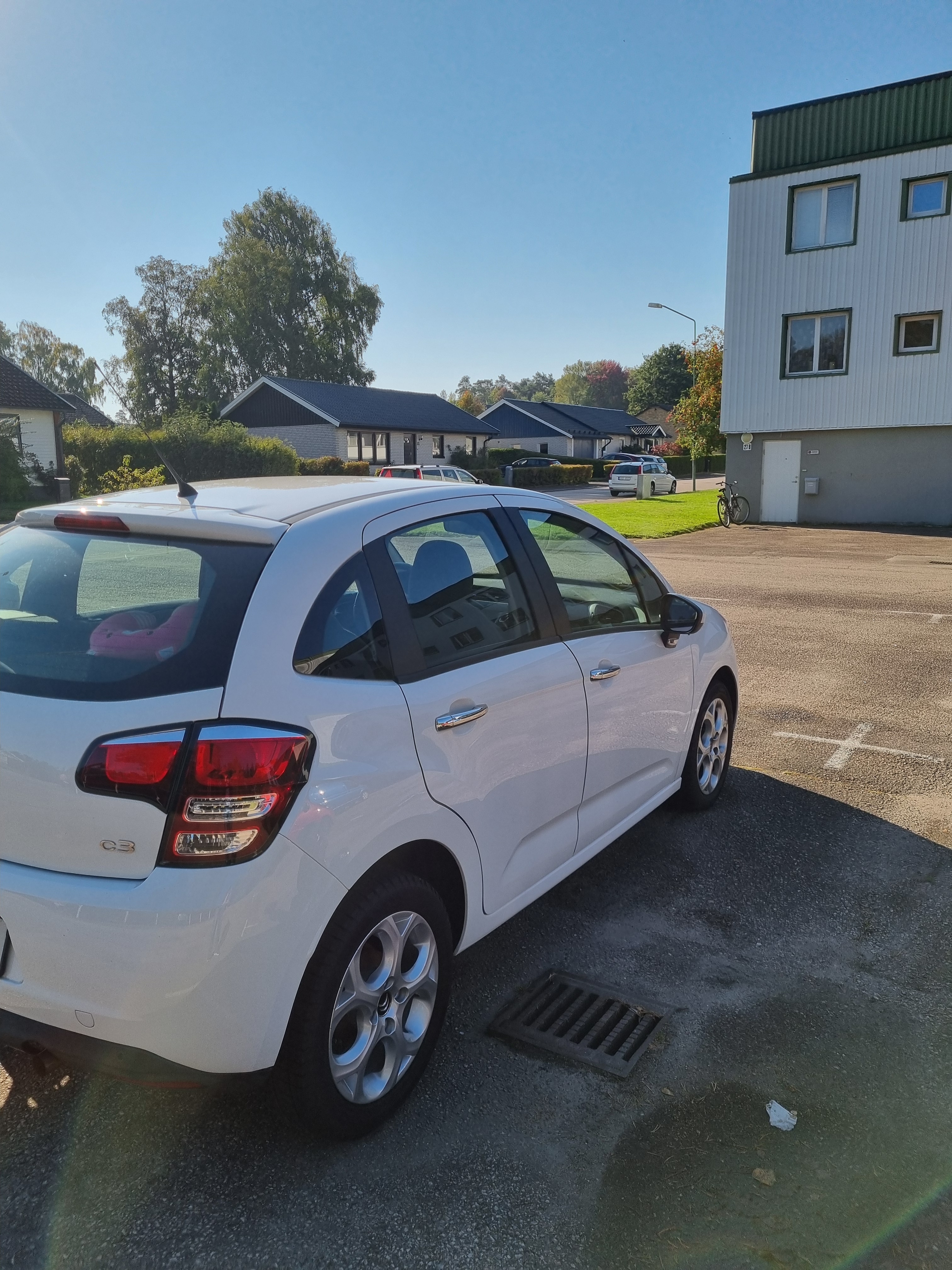 Citroen C3 1.2 PureTech VTi 82 Manuell 2015, bild 3/10