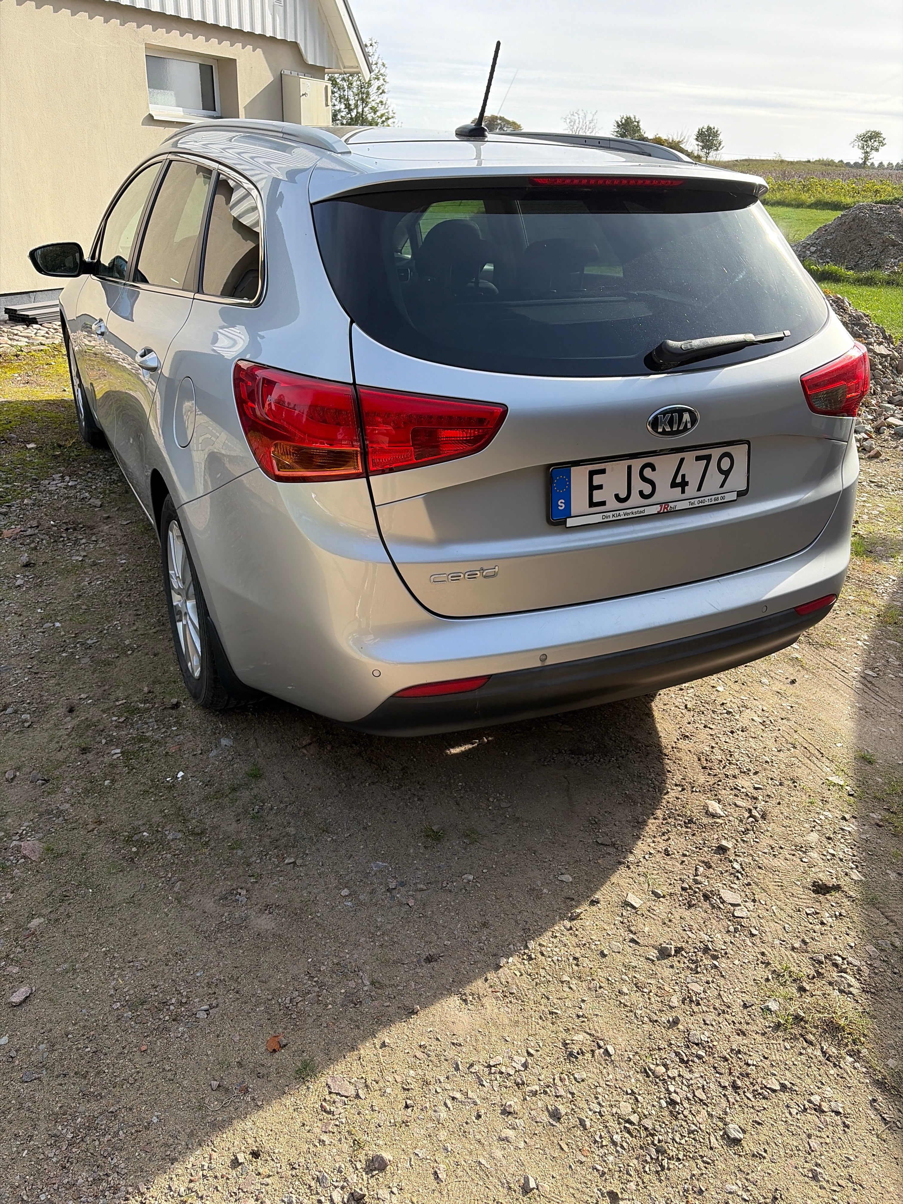 Kia Ceed _sw 1.6 GDI Manuell 2015, bild 3/3